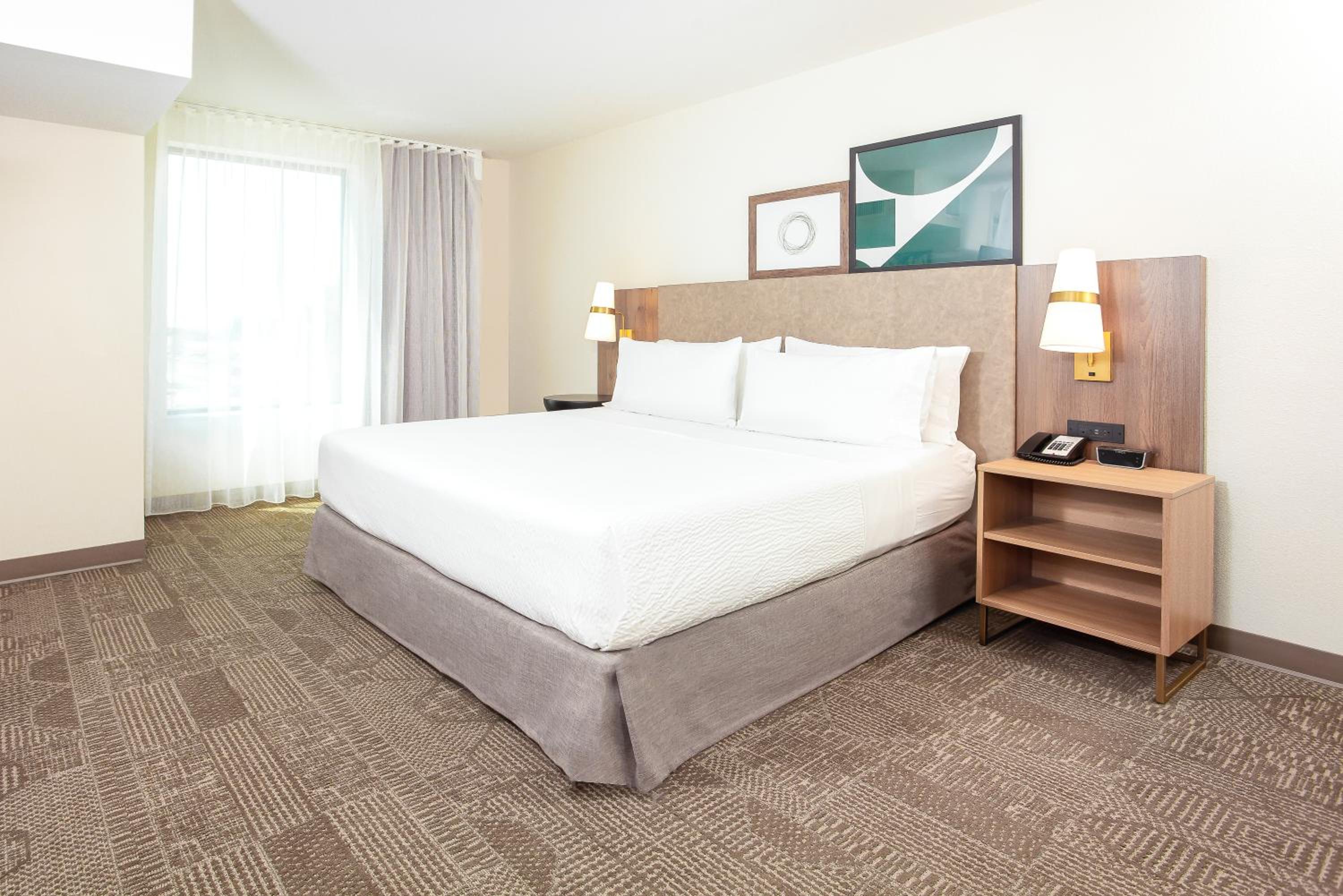 King Studio Suite - Hearing Accessible/Non-Smoking - Photo 1