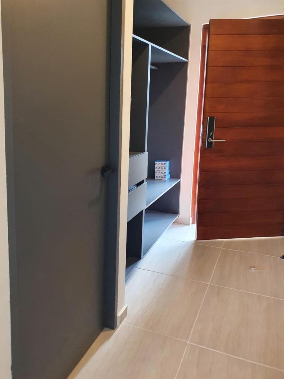 Twin Room with Balcony - Photo 6