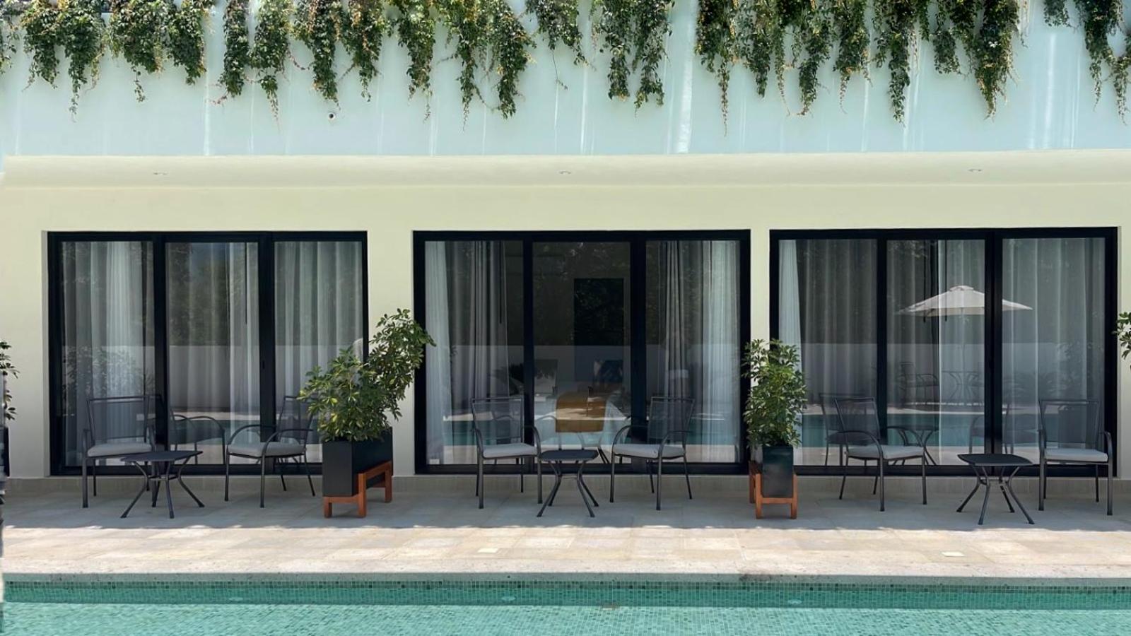Twin Room with Balcony - Photo 8