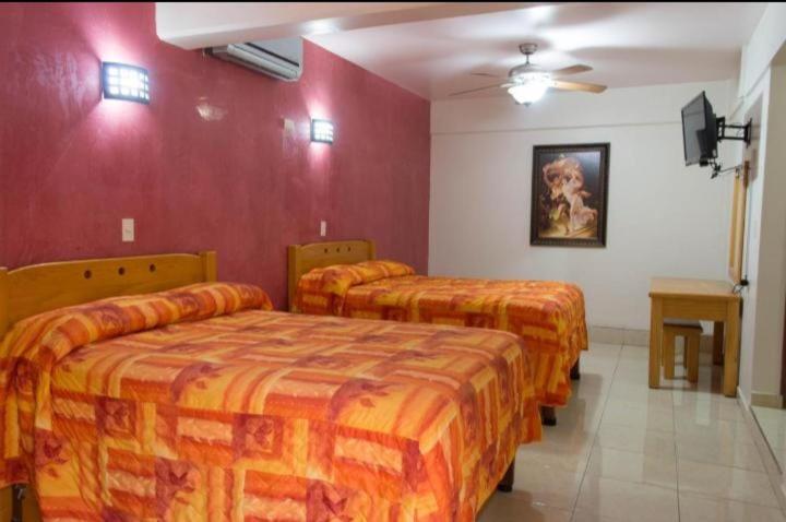 Standard Twin Room photo 2
