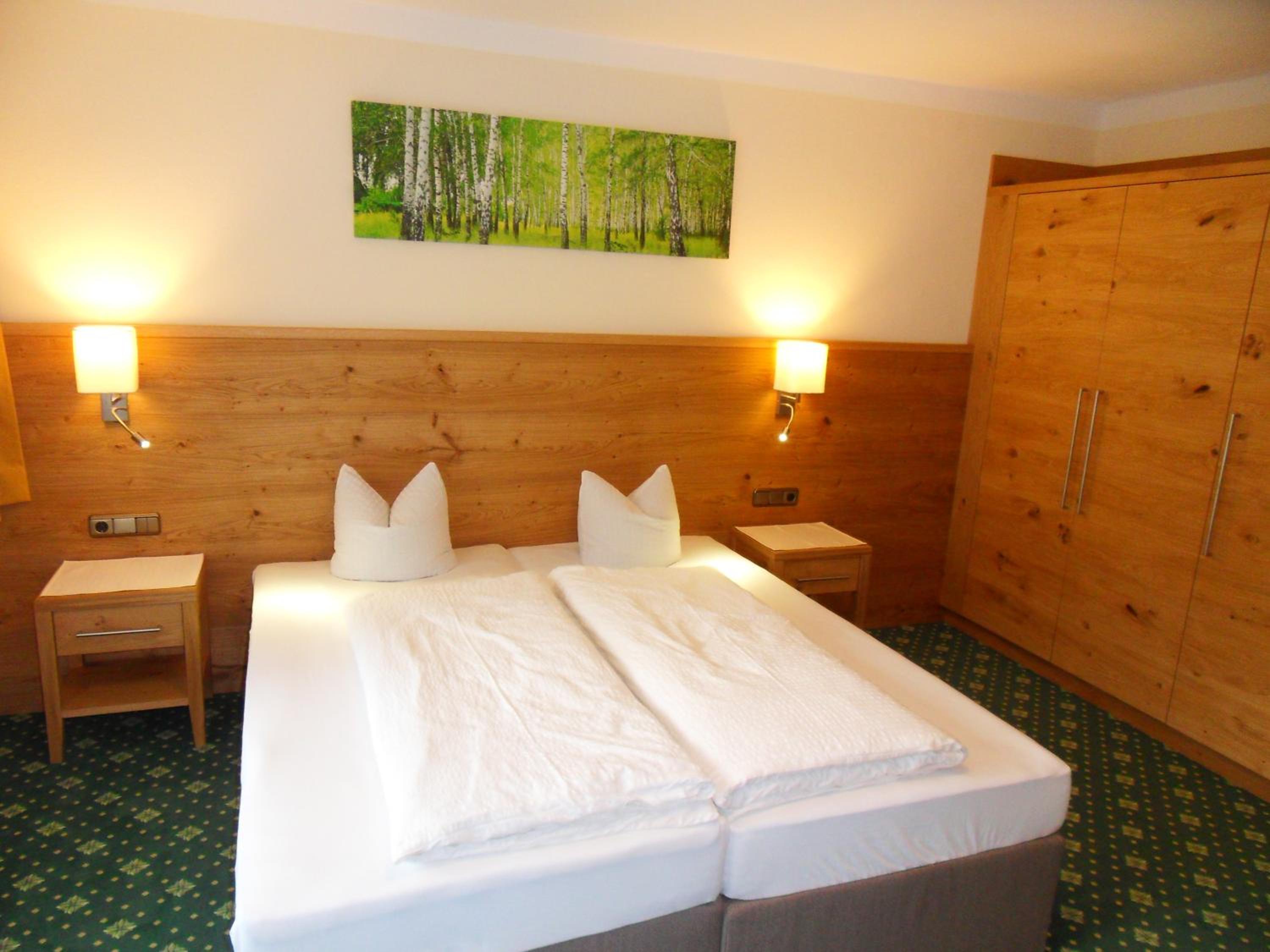 Deluxe Triple Room photo 3