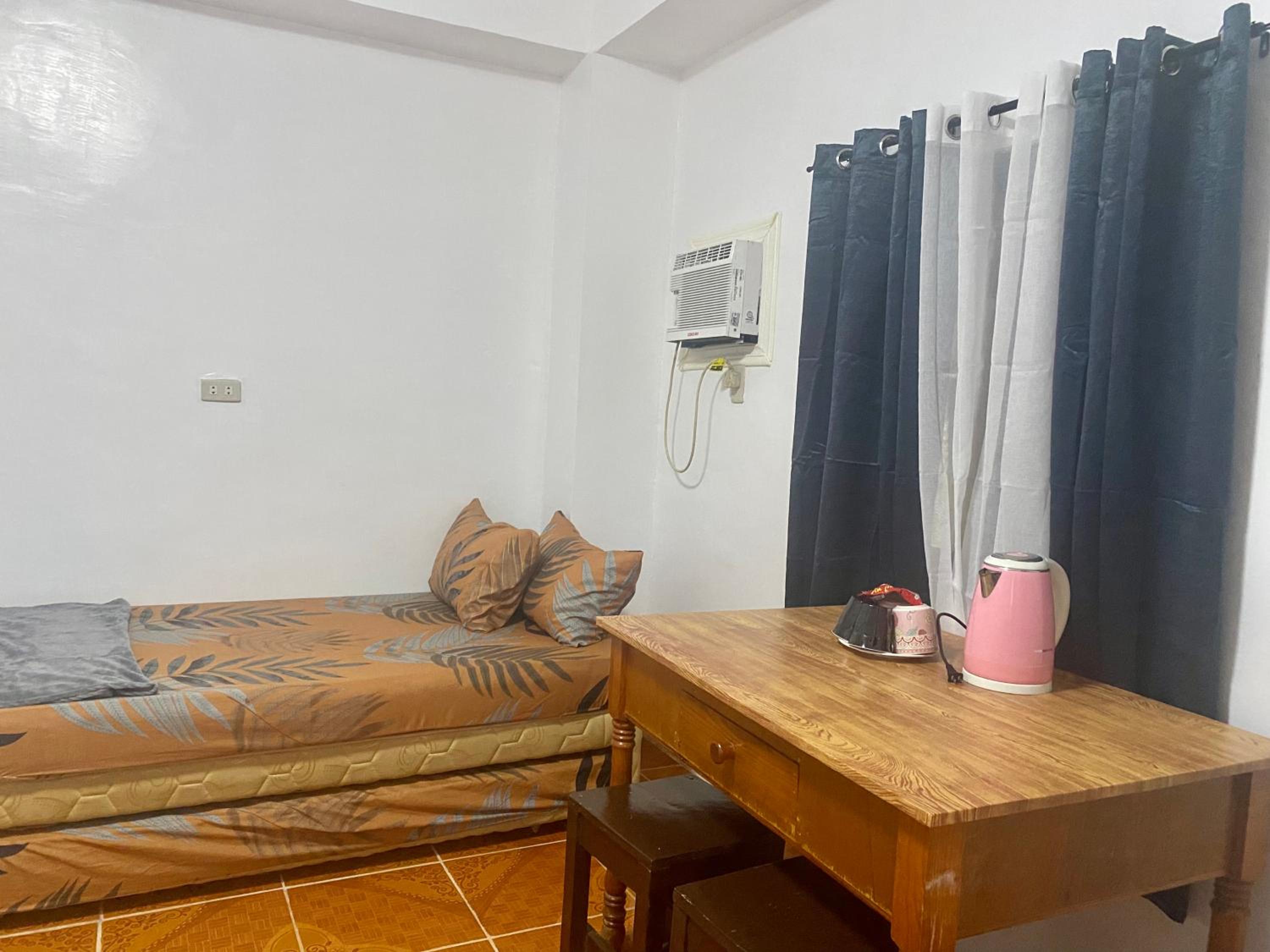 Standard Double or Twin Room with Balcony - Photo 1