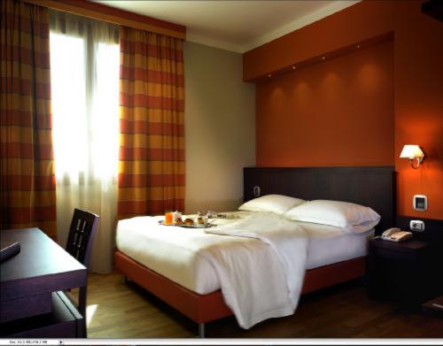 Superior Double or Twin Room photo 2