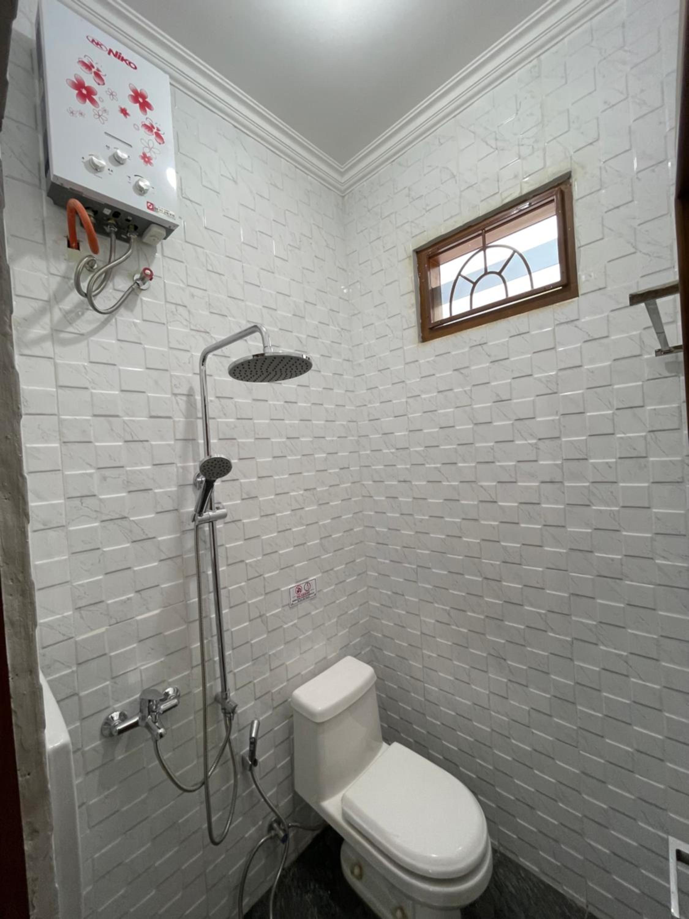 Three-Bedroom House photo 2