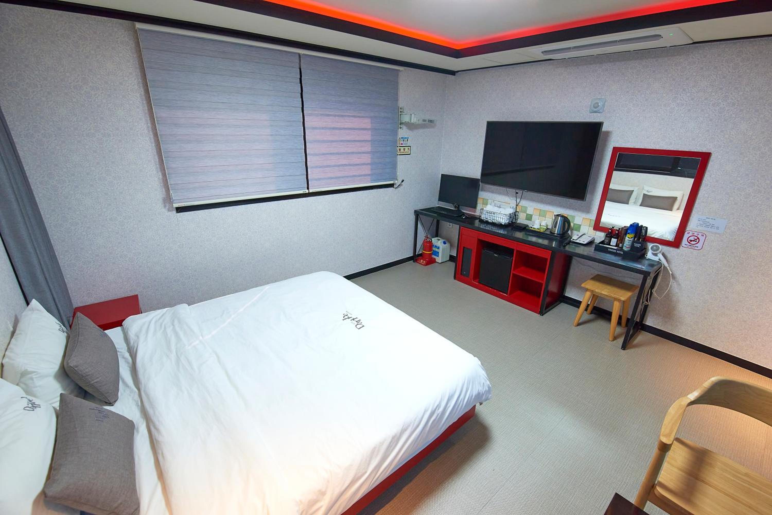 Deluxe Double Room - Photo 6