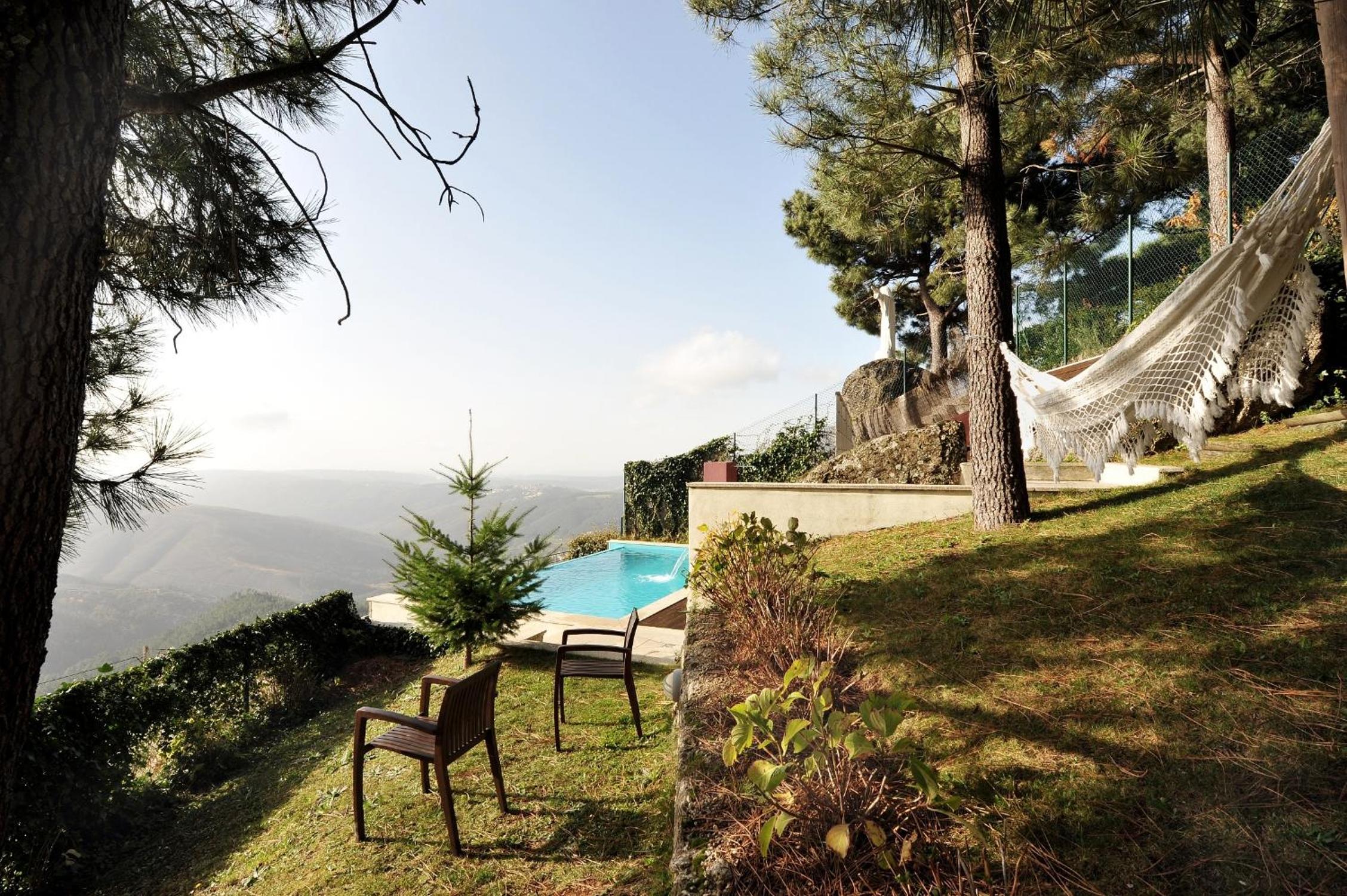 Two-Bedroom Villa - Photo 4
