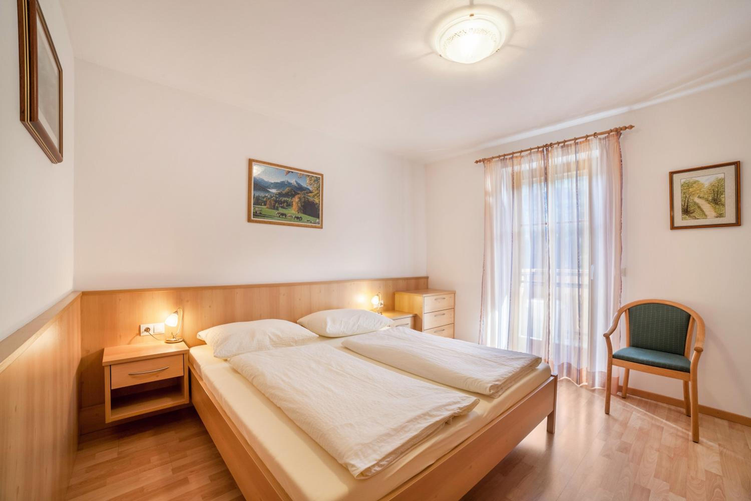 Three-Bedroom Premium Apartment with Balcony photo 1