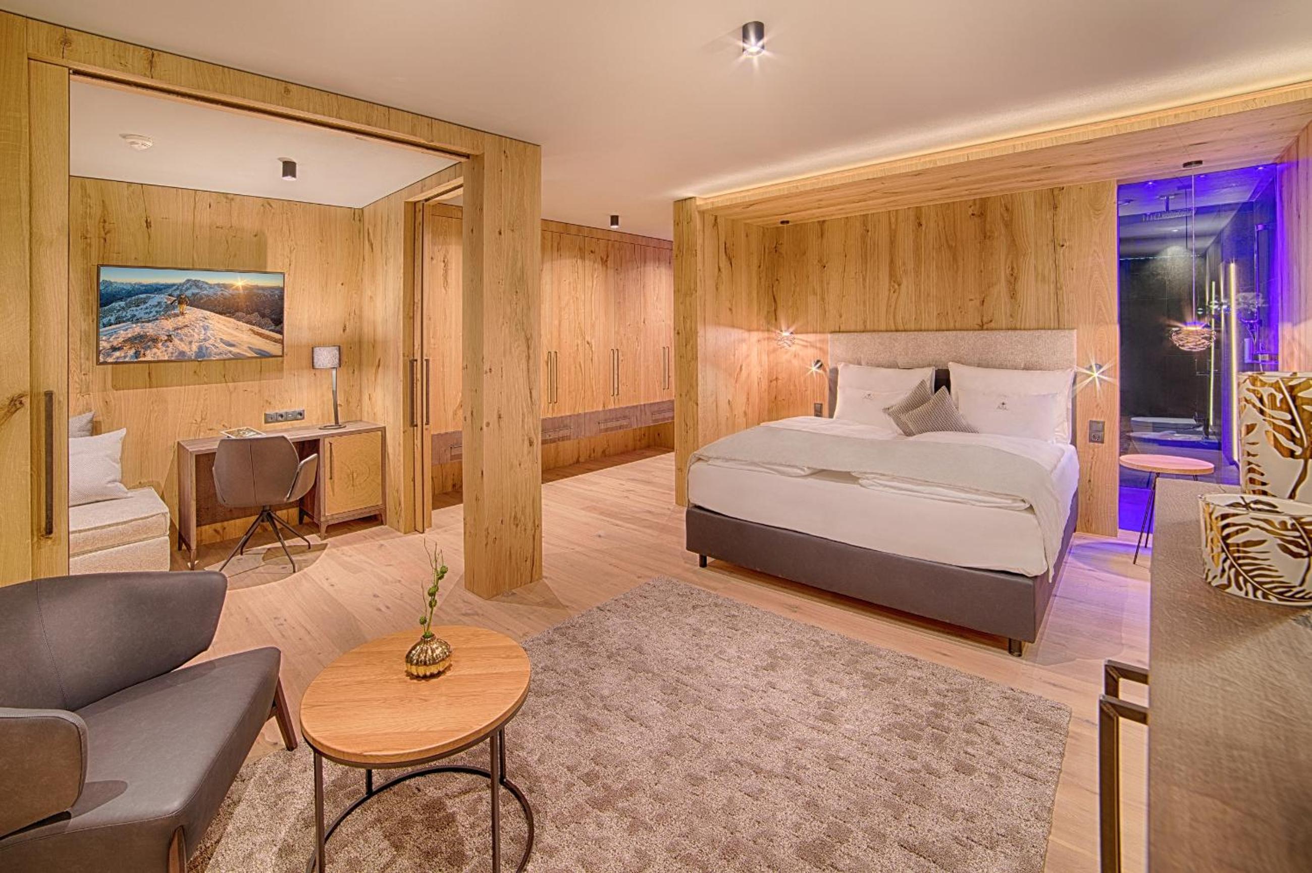 Superior Suite photo 3