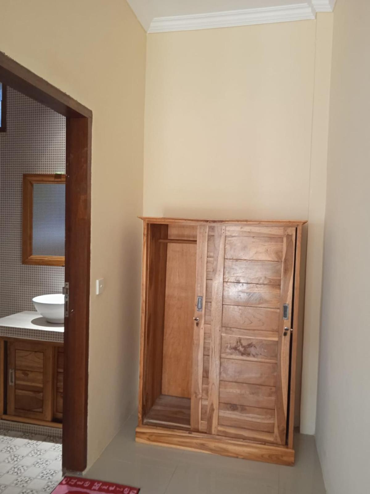 Budget Double Room - Photo 2