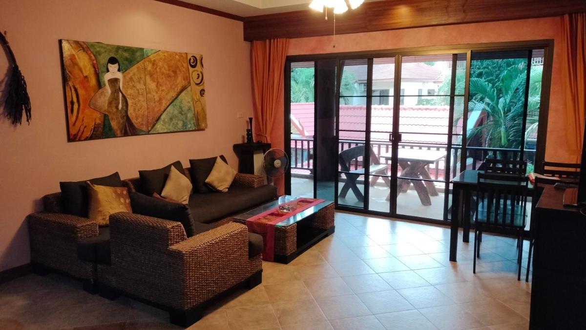 Apartment with Garden View - Photo 25