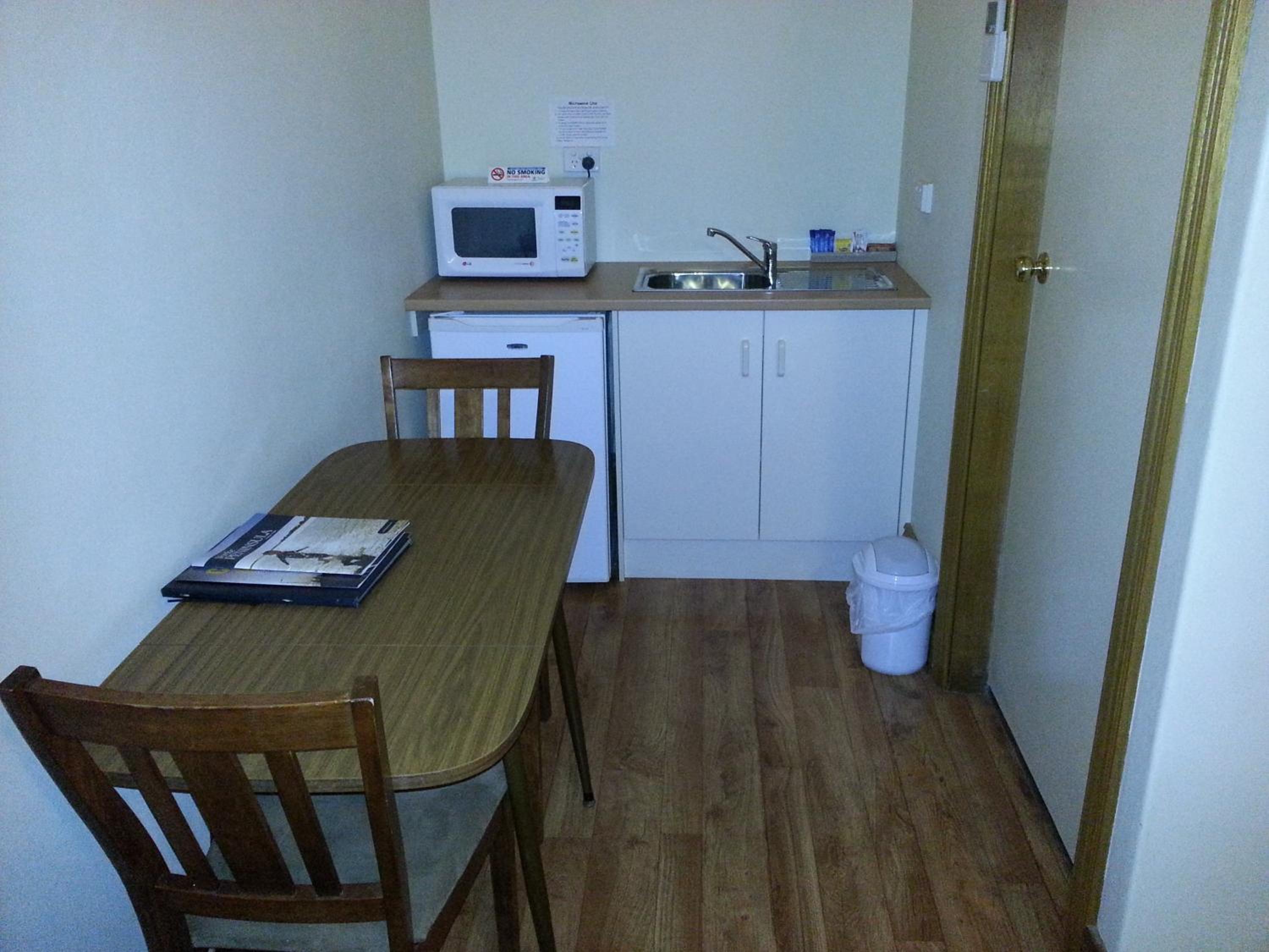 Double or Twin Room - Disability Access - Photo 2