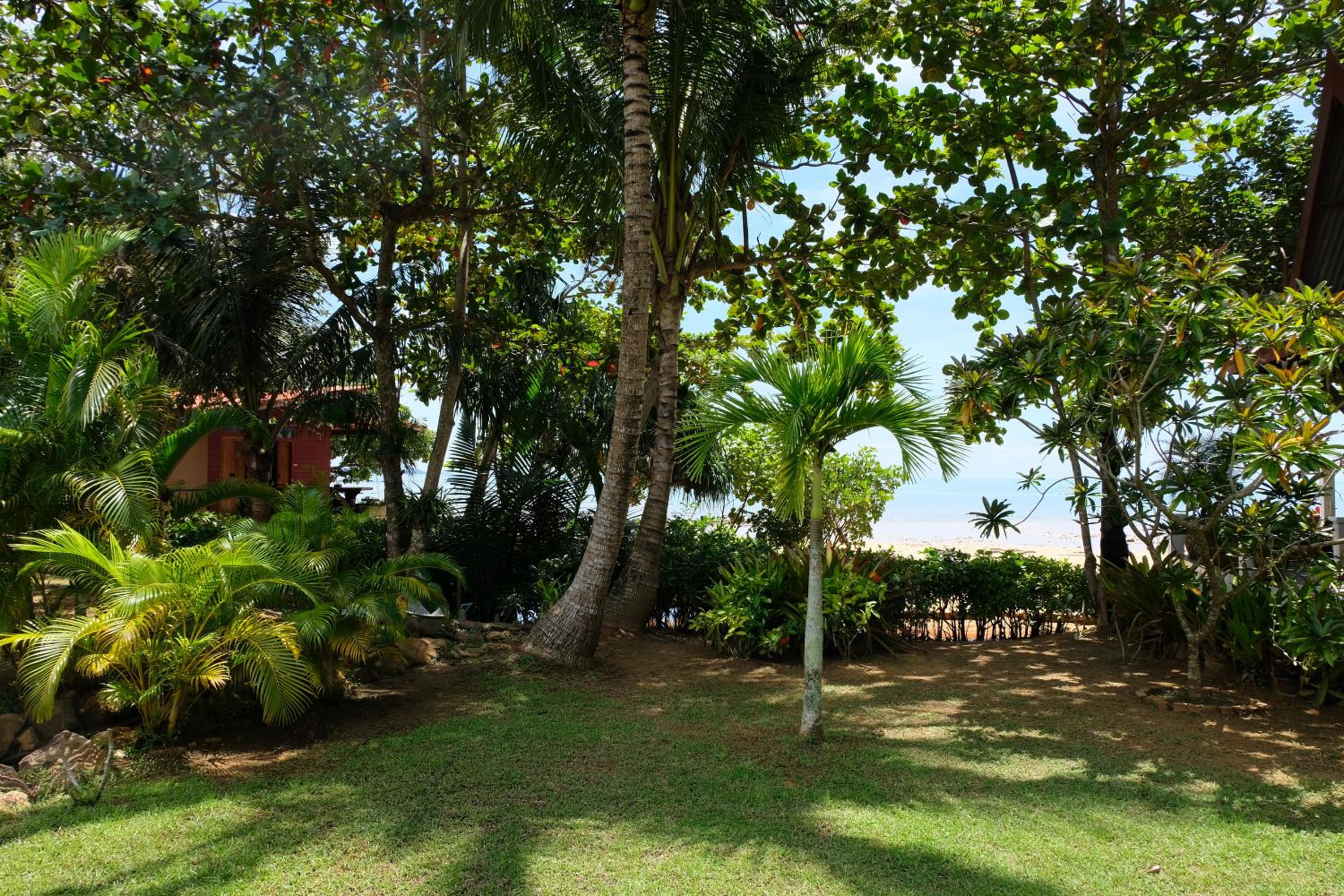 Three-Bedroom Villa - Photo 42
