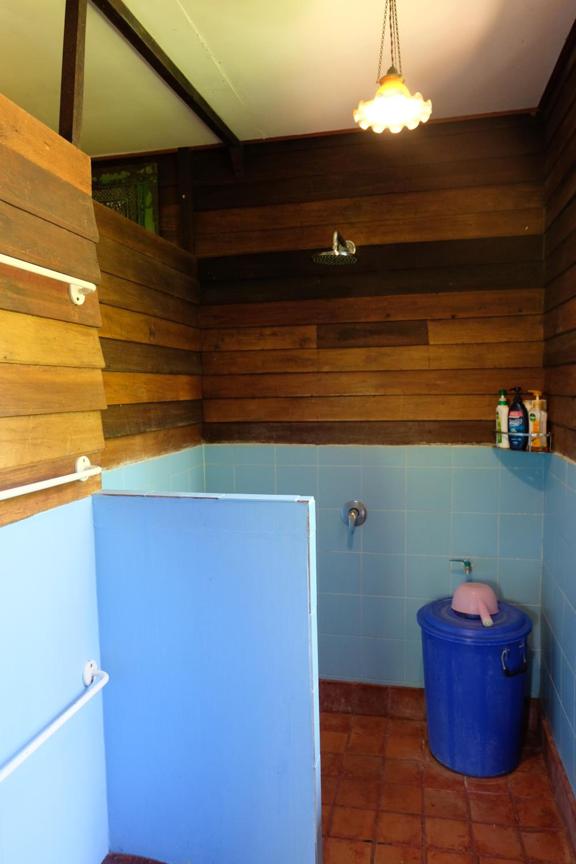 Three-Bedroom Villa - Photo 32