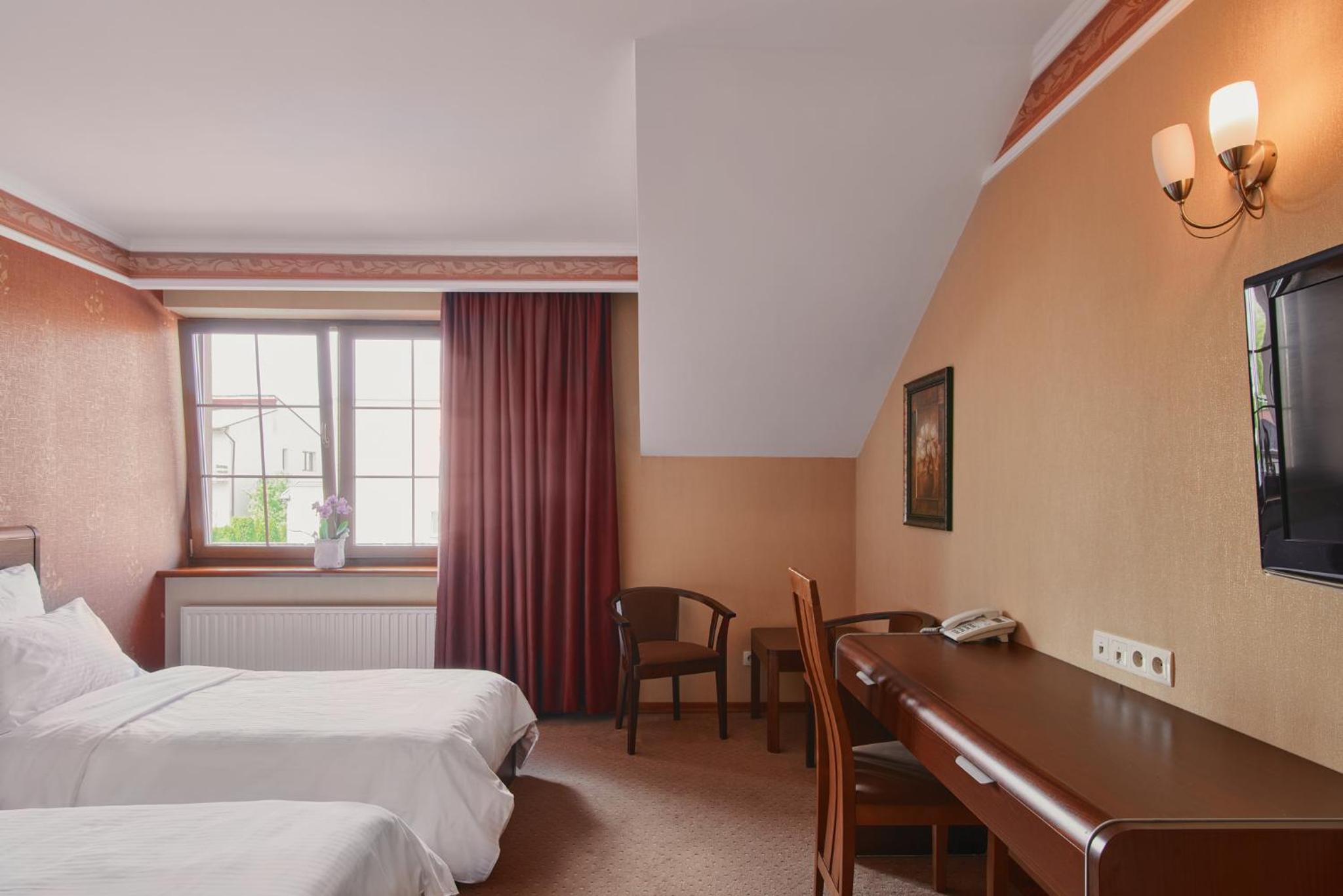Economy Twin Room