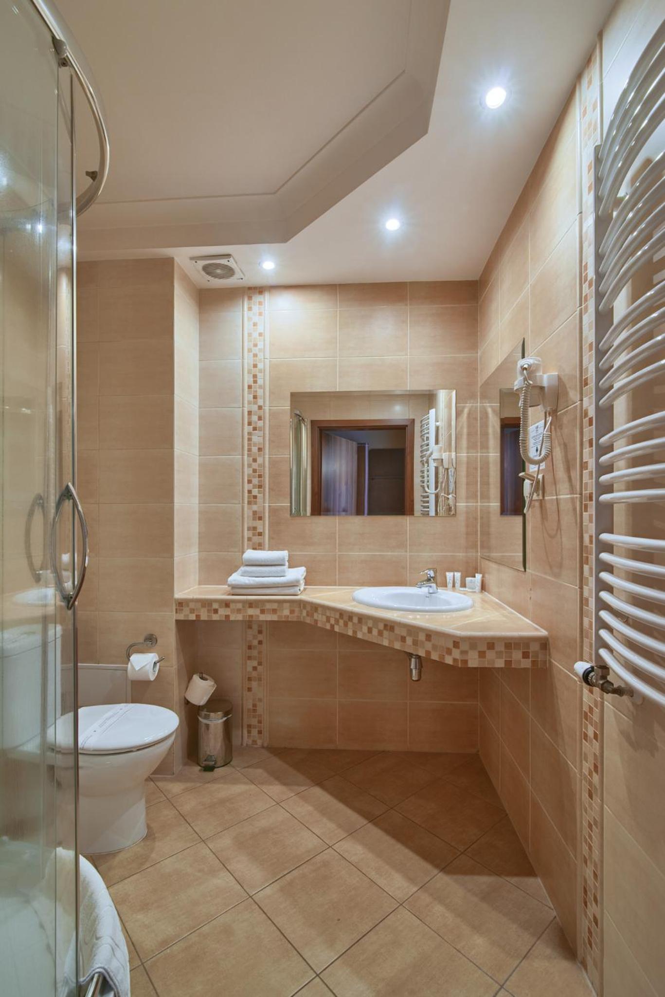 Economy Double Room photo 2