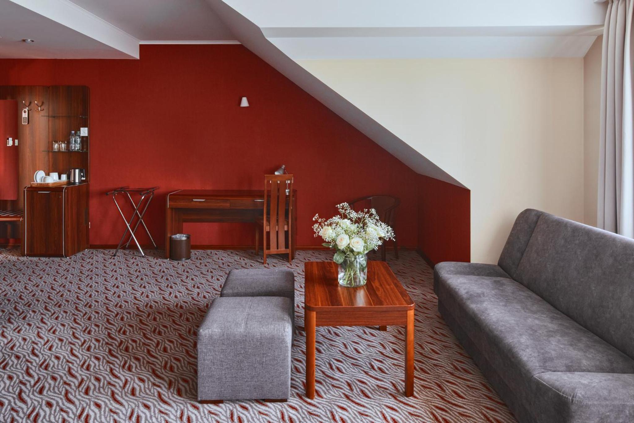 Apartment photo 2