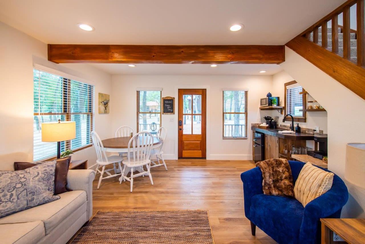 One-Bedroom House - Photo 1