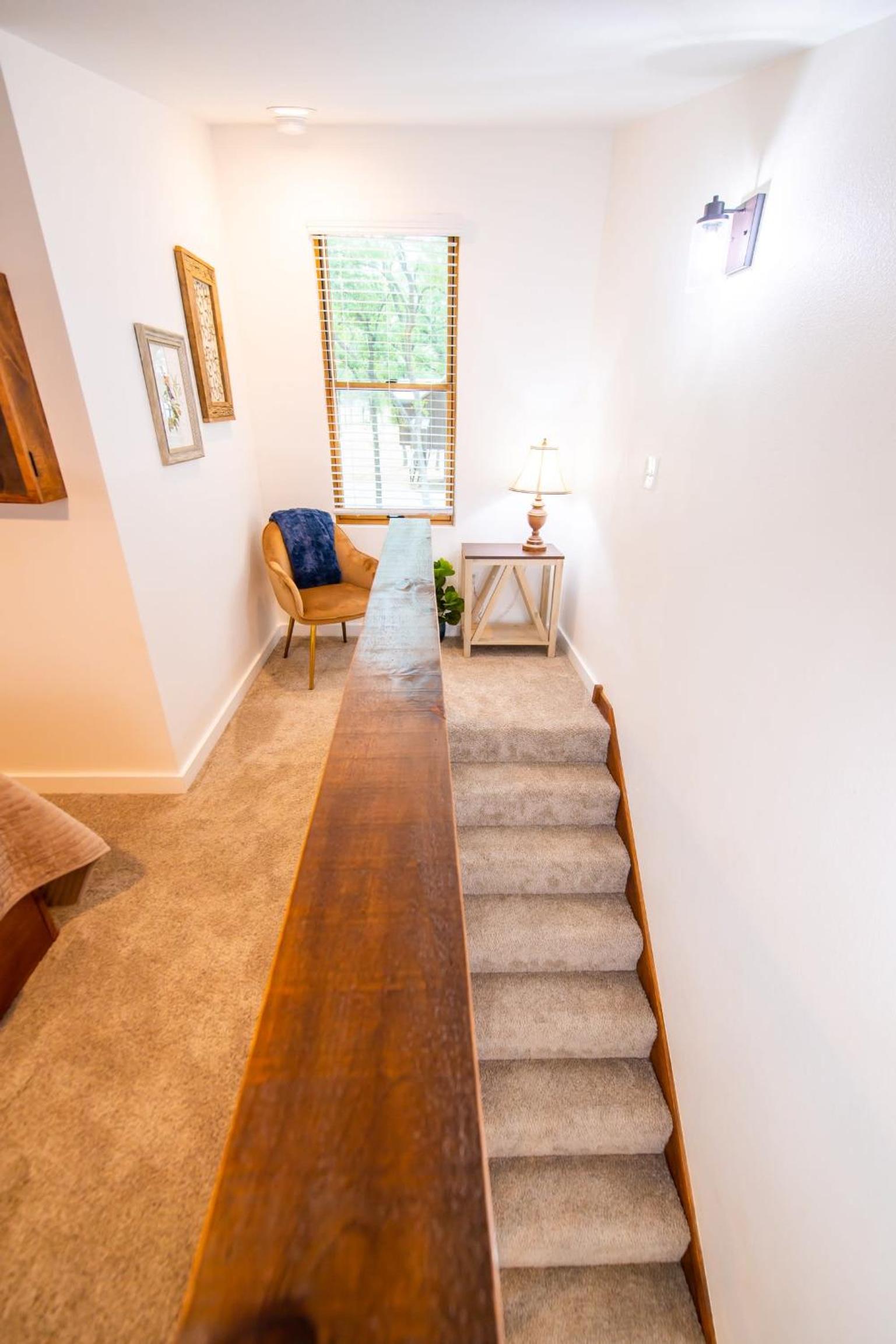 One-Bedroom House - Photo 9
