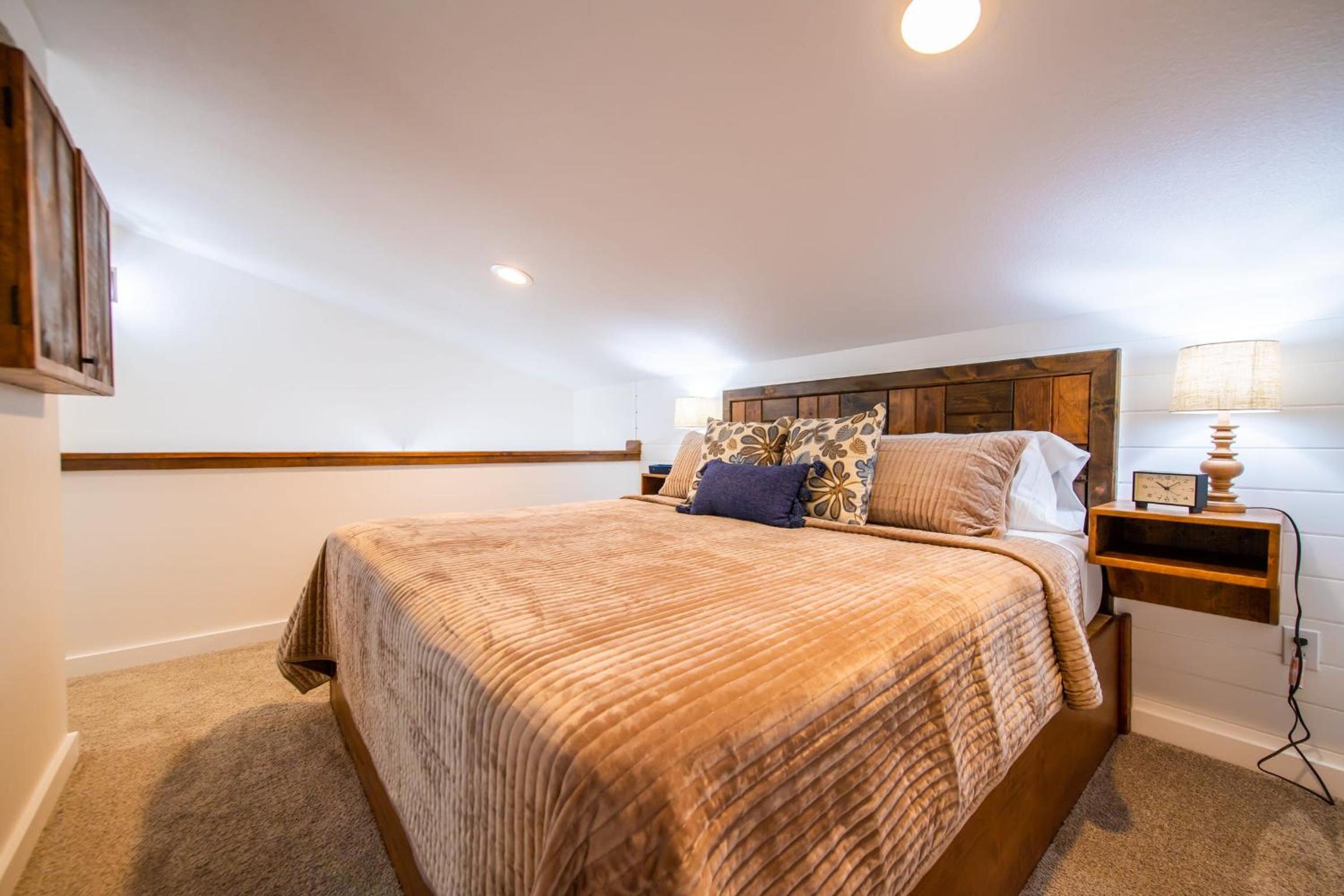 One-Bedroom House - Photo 8