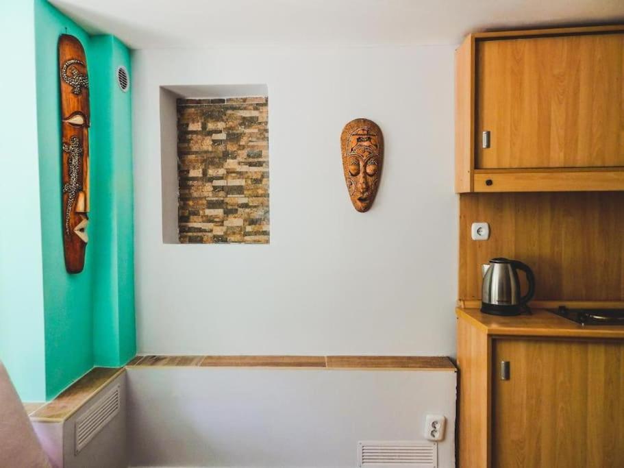 One-Bedroom Apartment - Photo 39