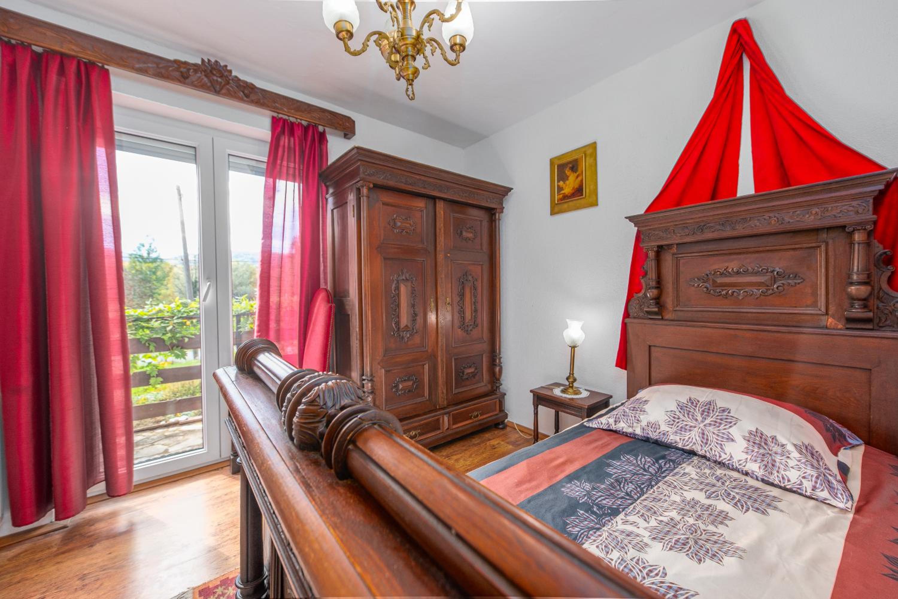 Villa - Photo 11