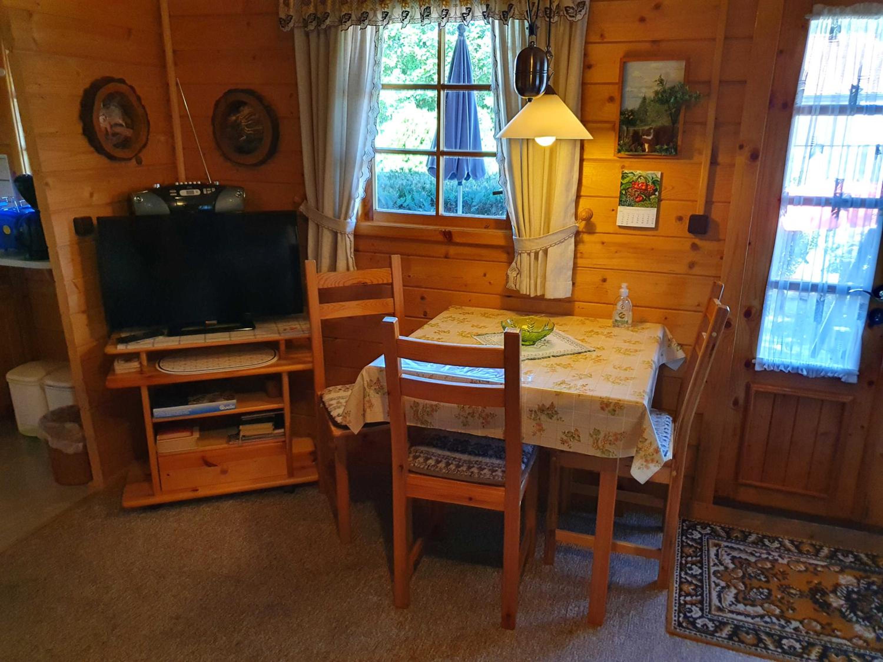 One-Bedroom House photo 2