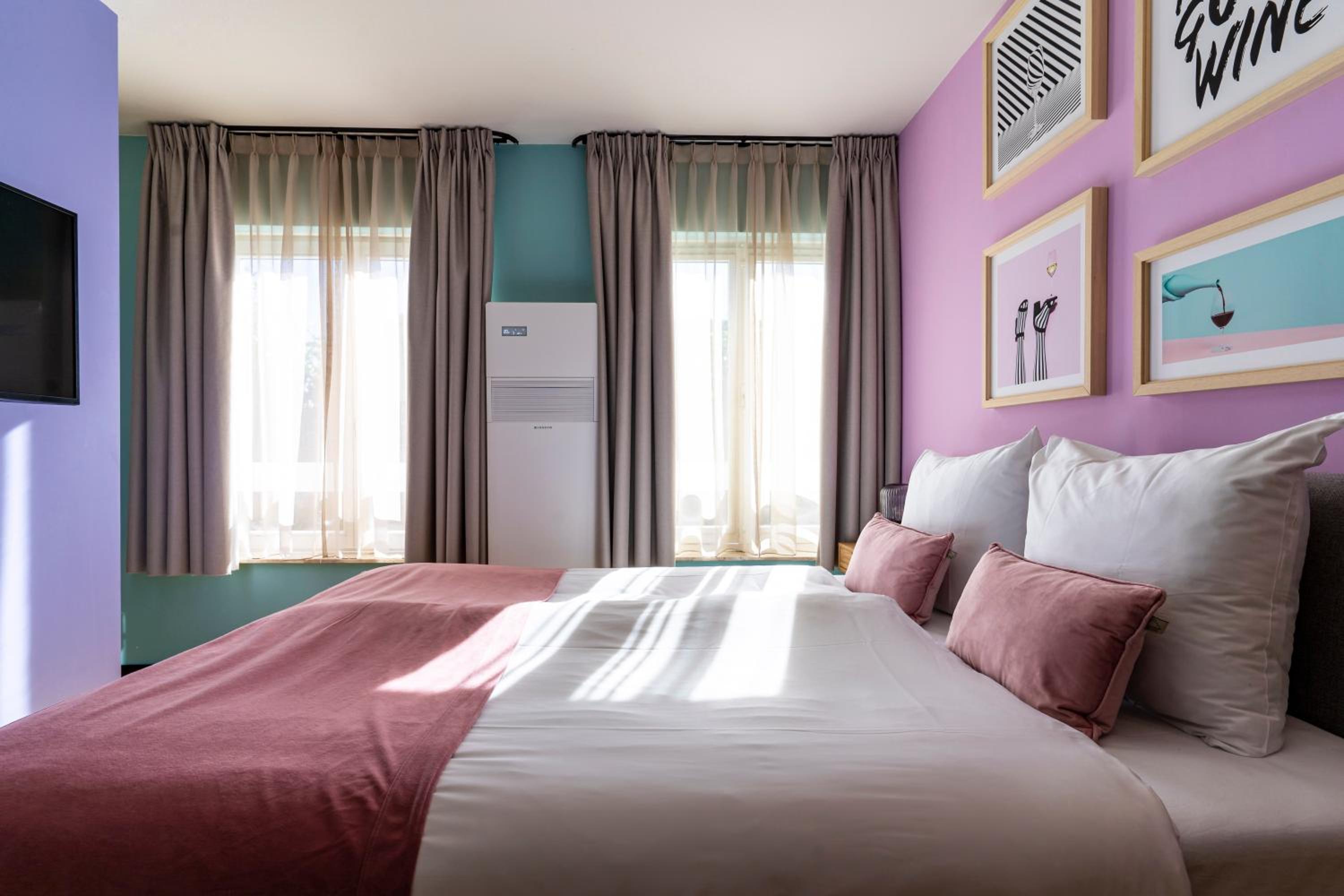 Comfort Room - Photo 7