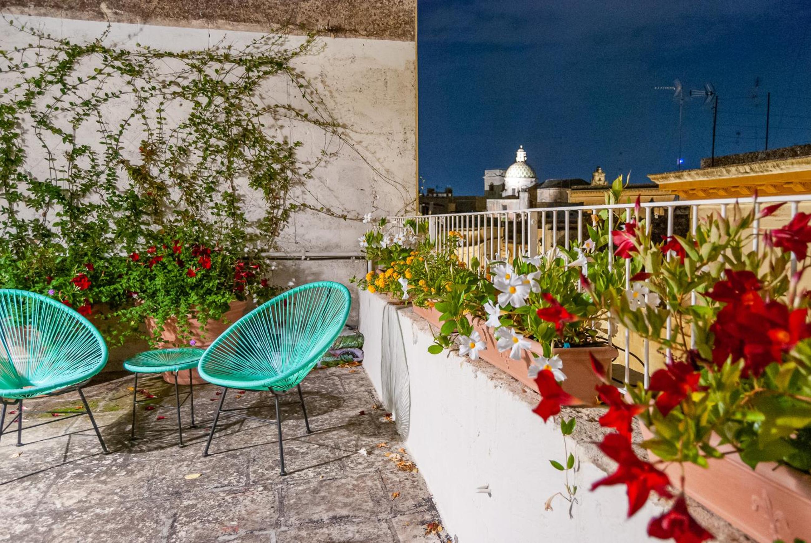Studio with Terrace - Split Level - Photo 30