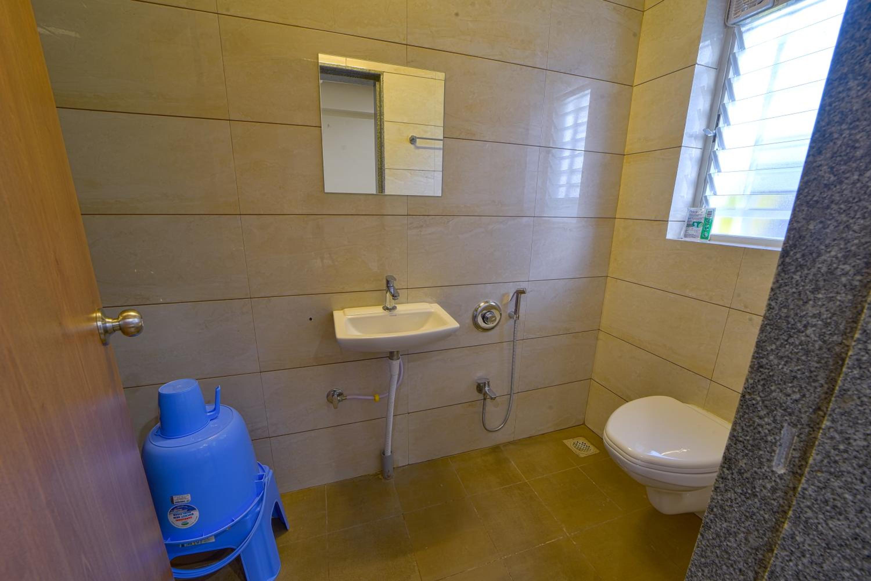 Deluxe Room - Photo 3