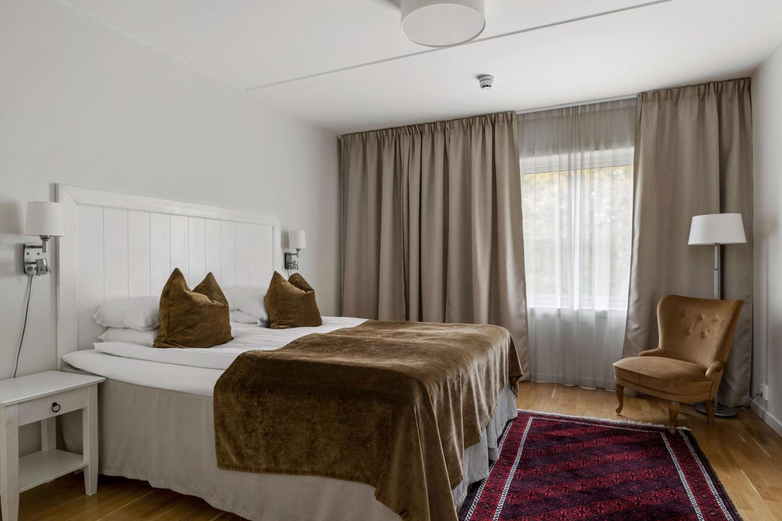 Superior King Room photo 2