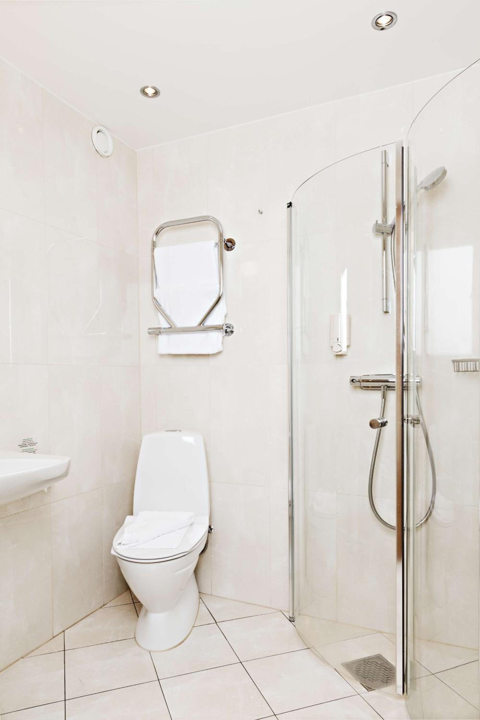 Standard Single Room - Photo 3