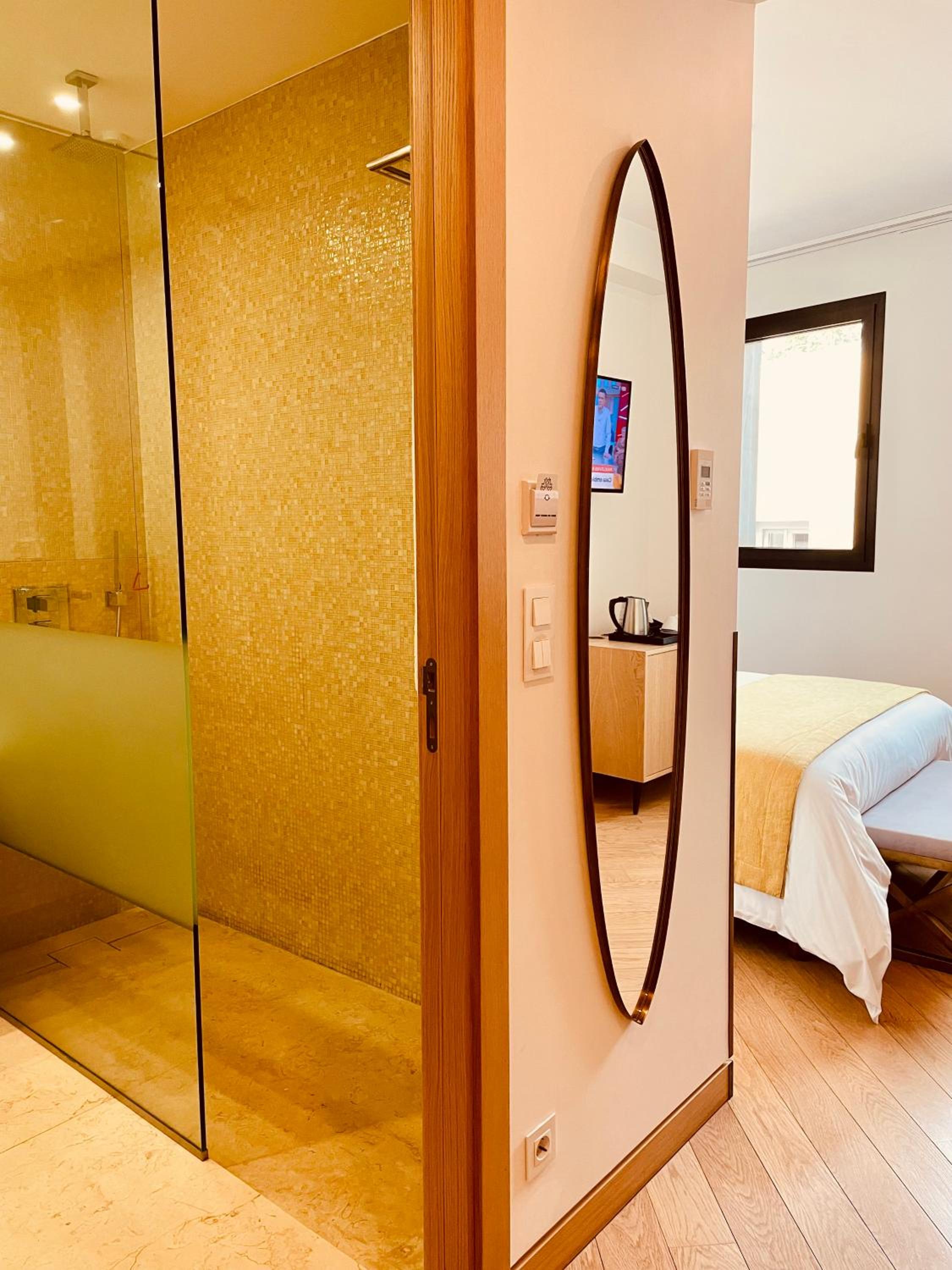 Double Room - Photo 4