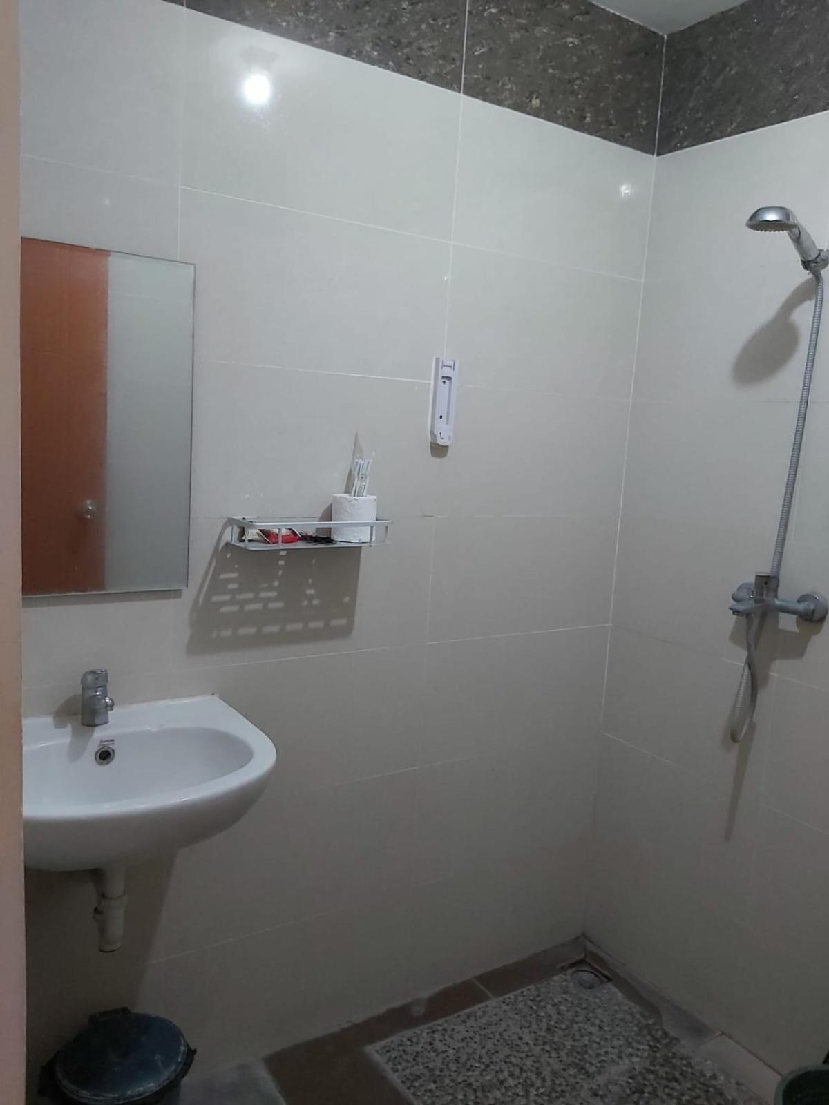 Deluxe Room - Photo 3