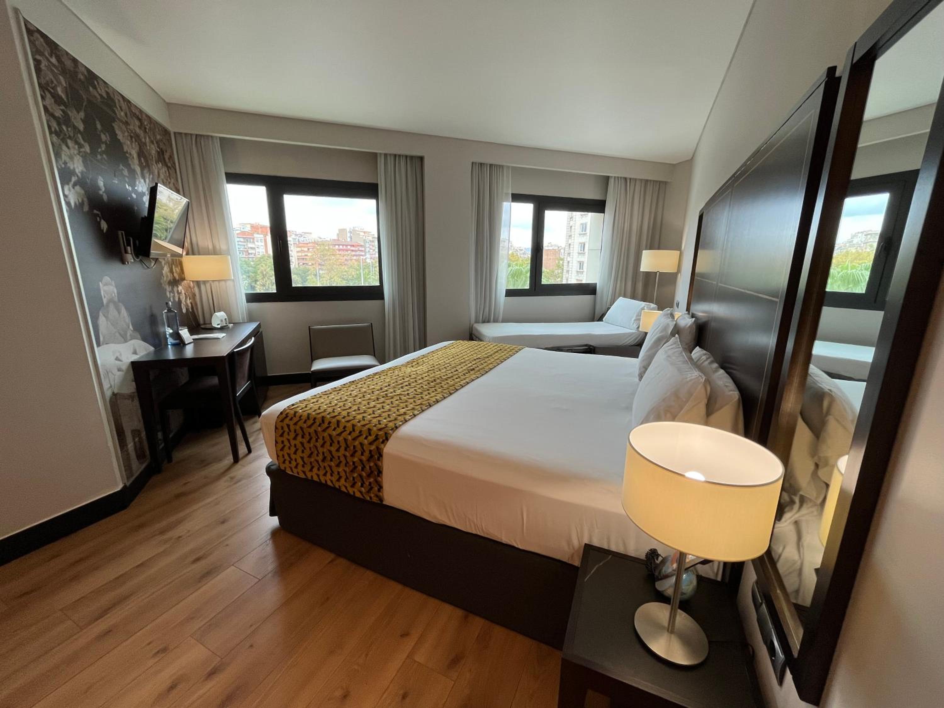 Habitación Doble o con Dos Camas con Cama Adicional
