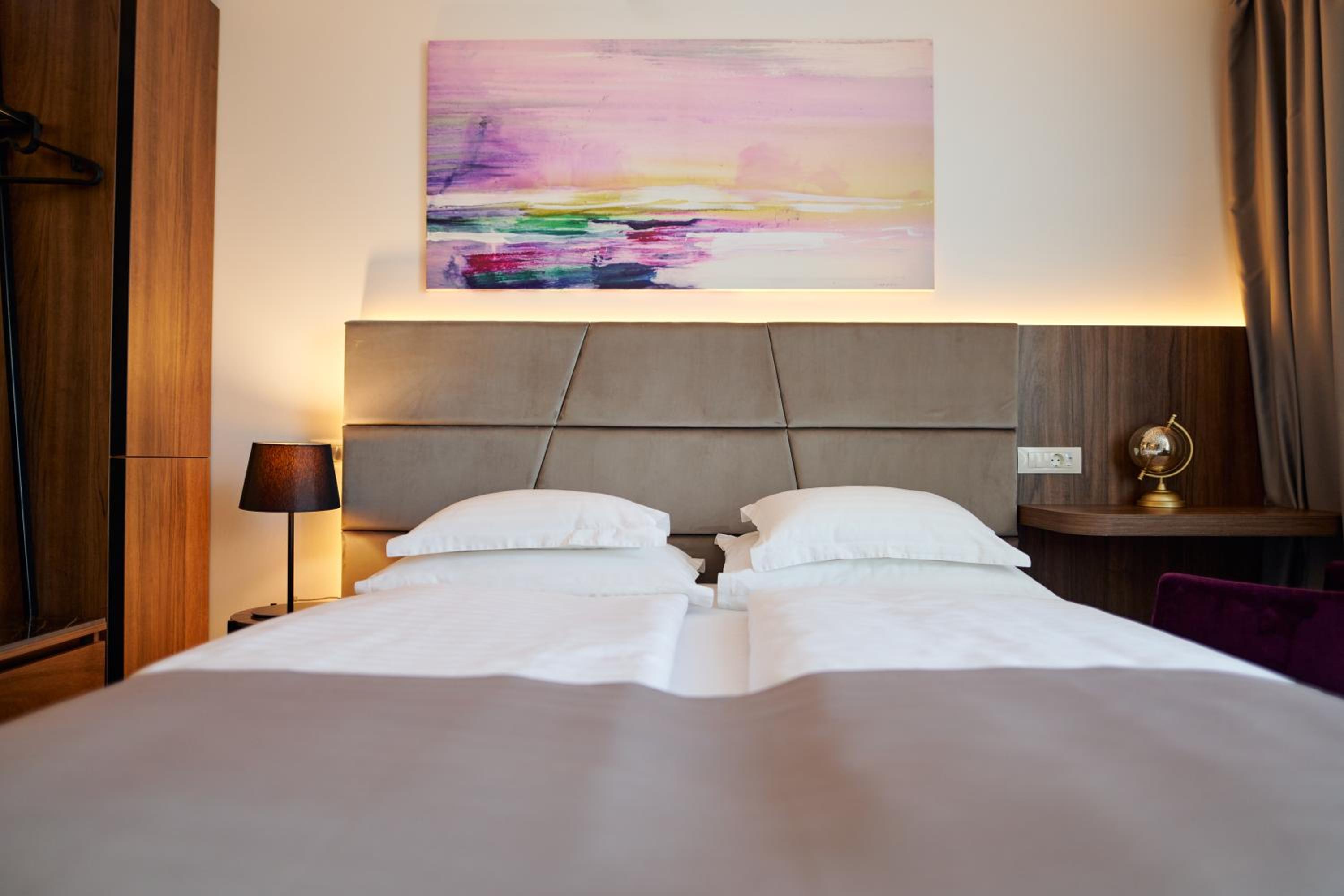 Standard Double Room - Sea Side - Photo 6