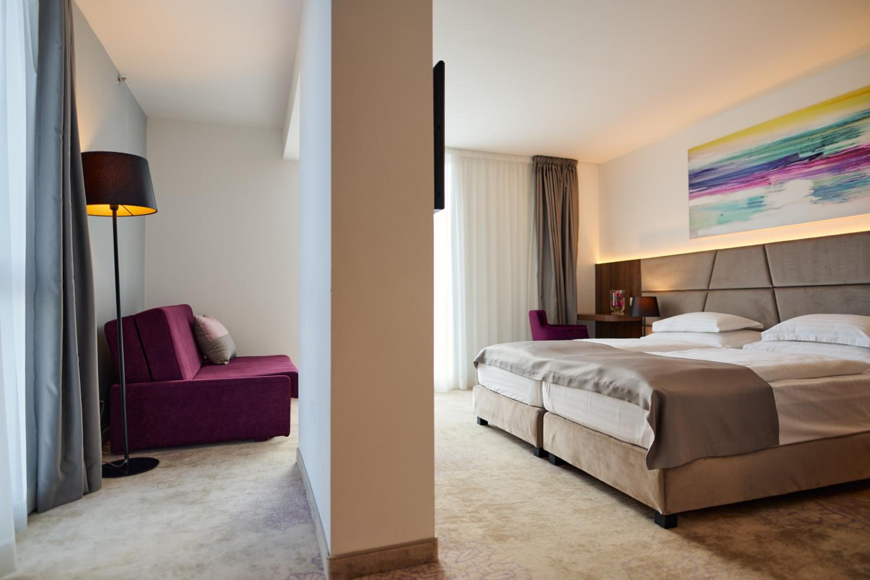 Superior Double or Twin Room - Photo 9