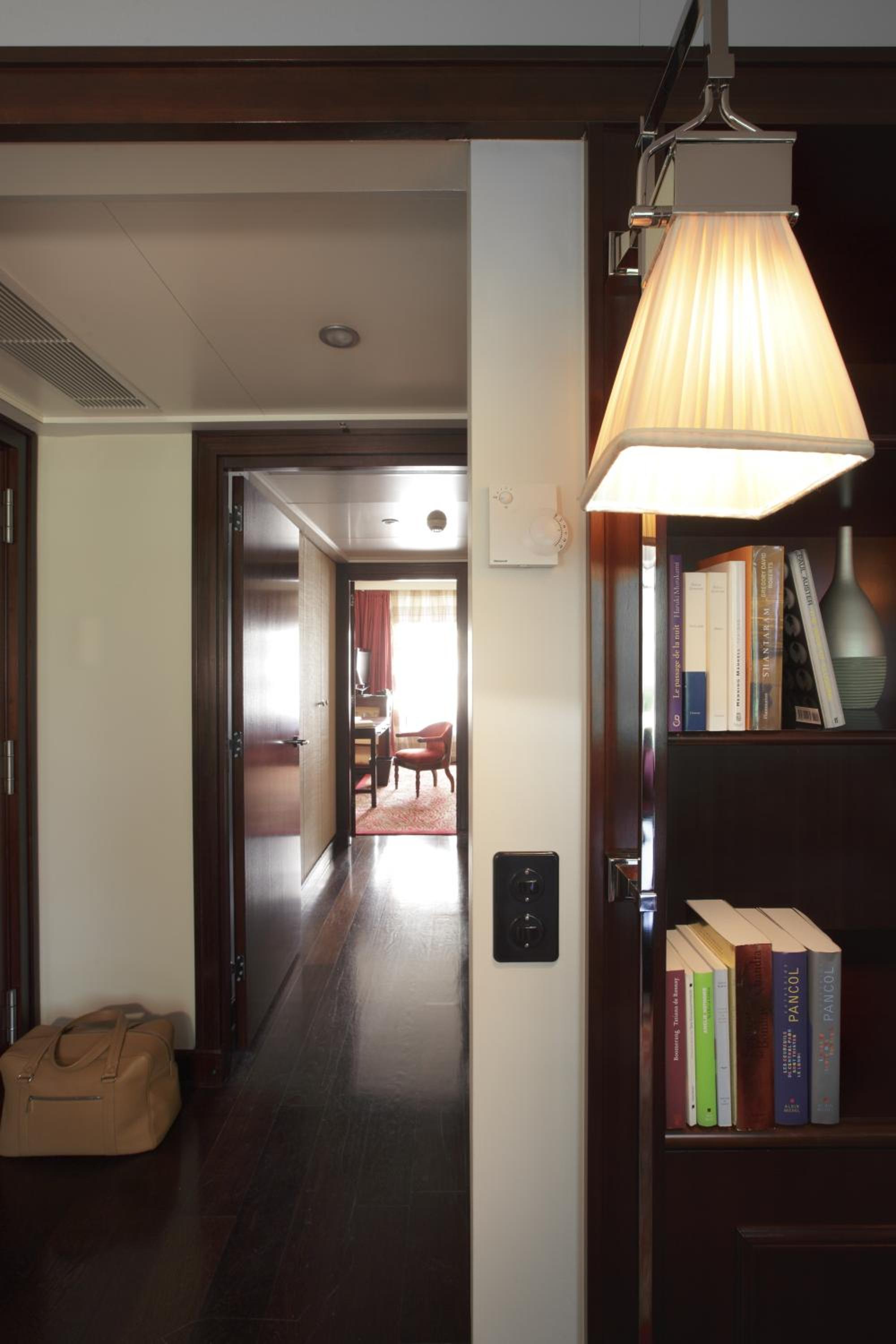 Suite with Lake View and Spa access