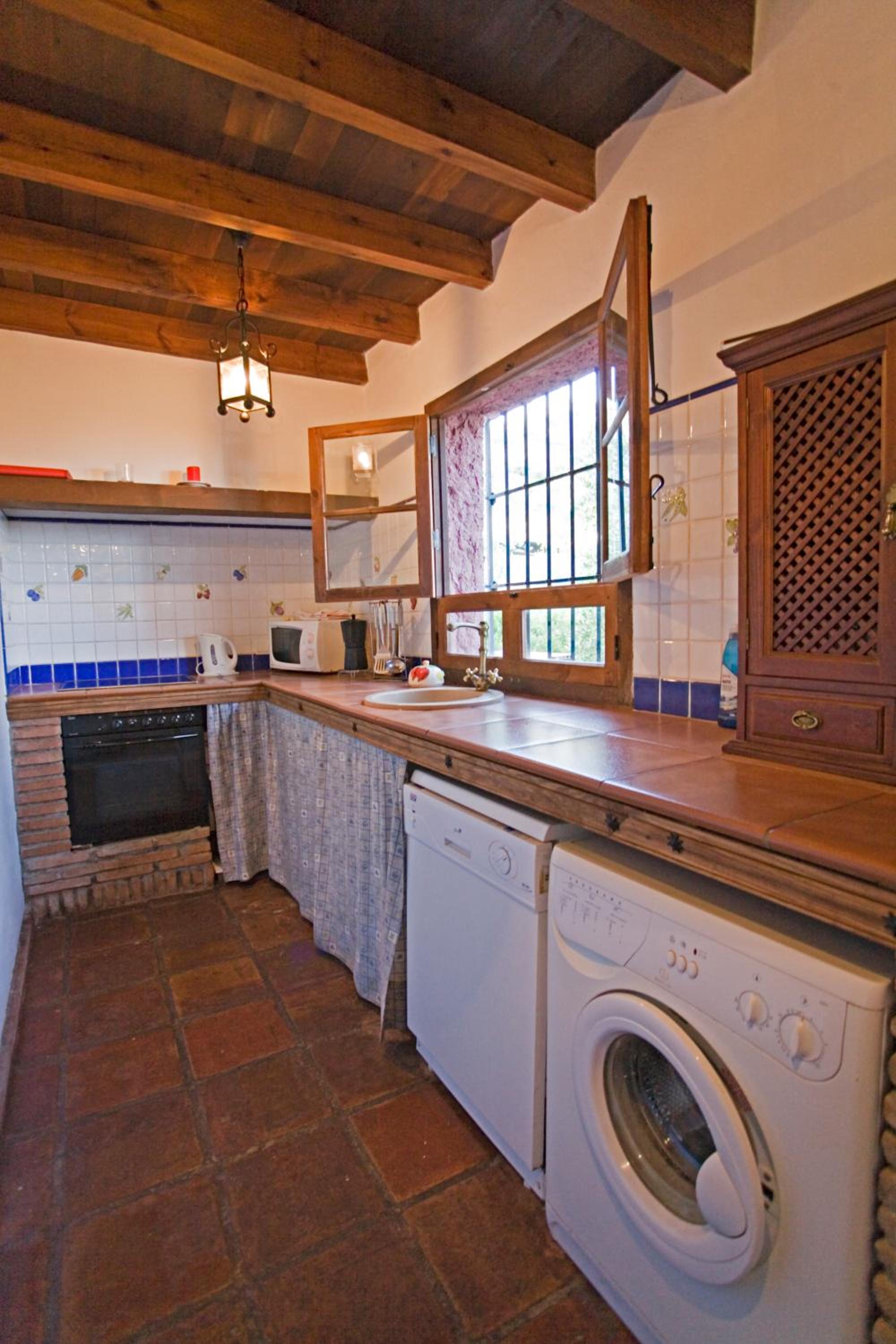 Villa photo 2