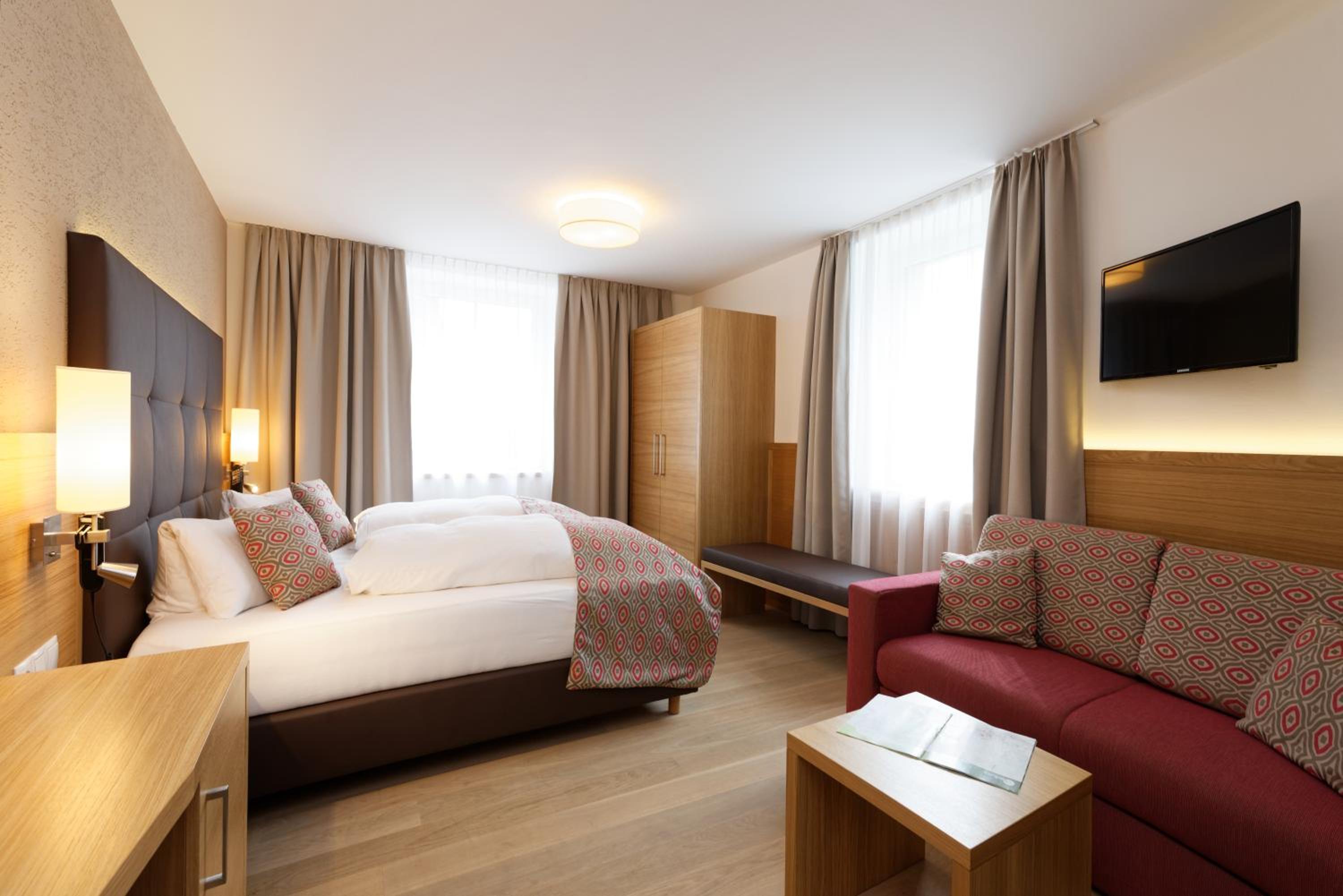 Comfort Double Room with Seating Area