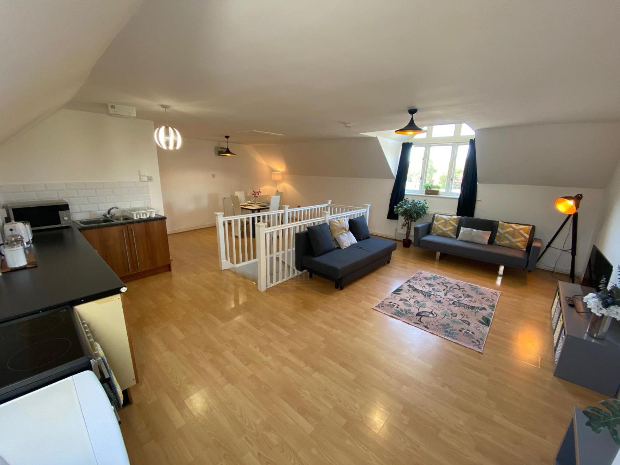 One-Bedroom Apartment photo 2