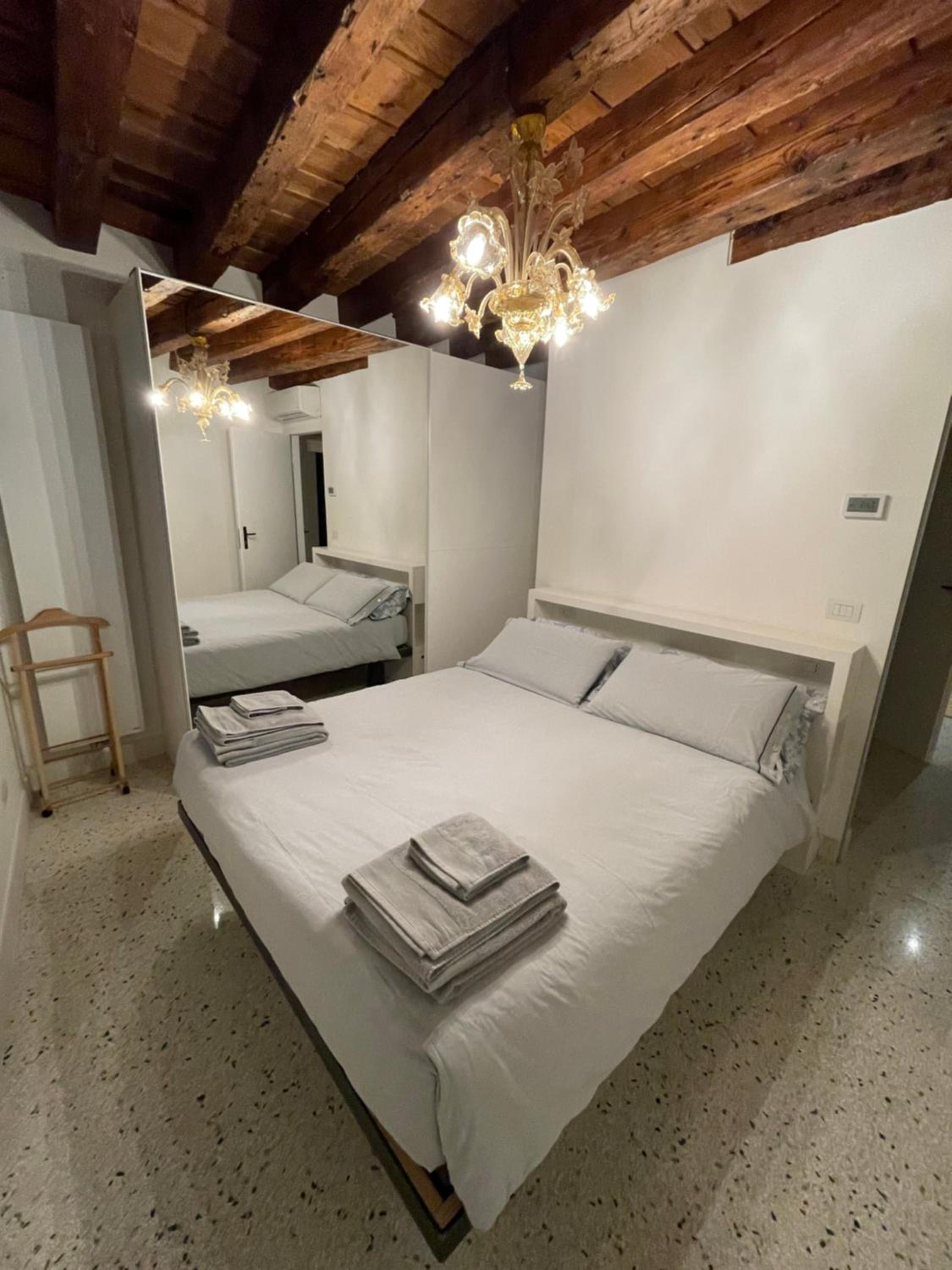 Superior Apartment photo 1