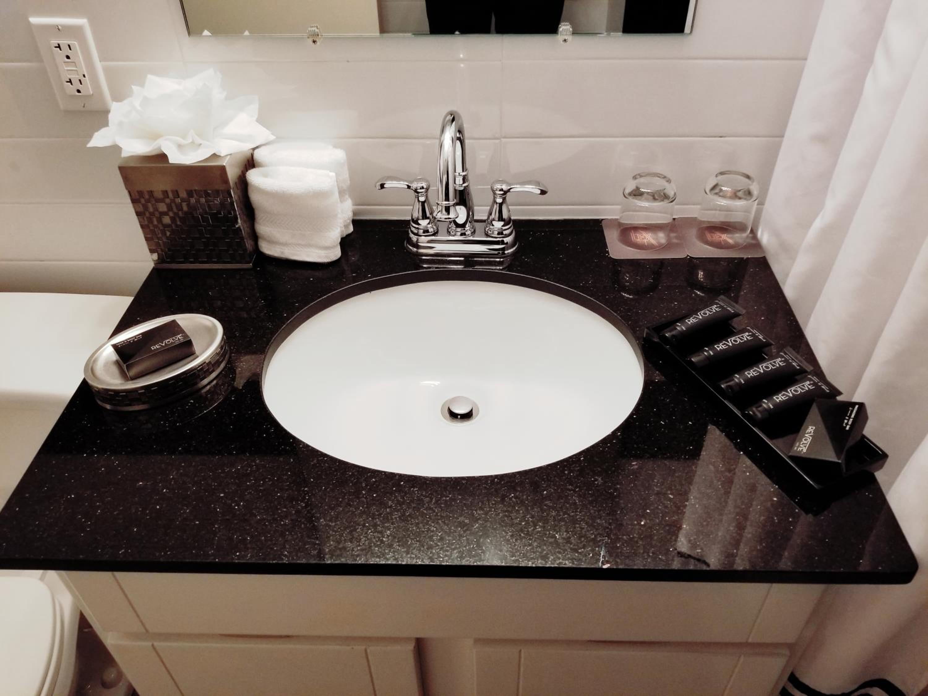Deluxe Junior Suite