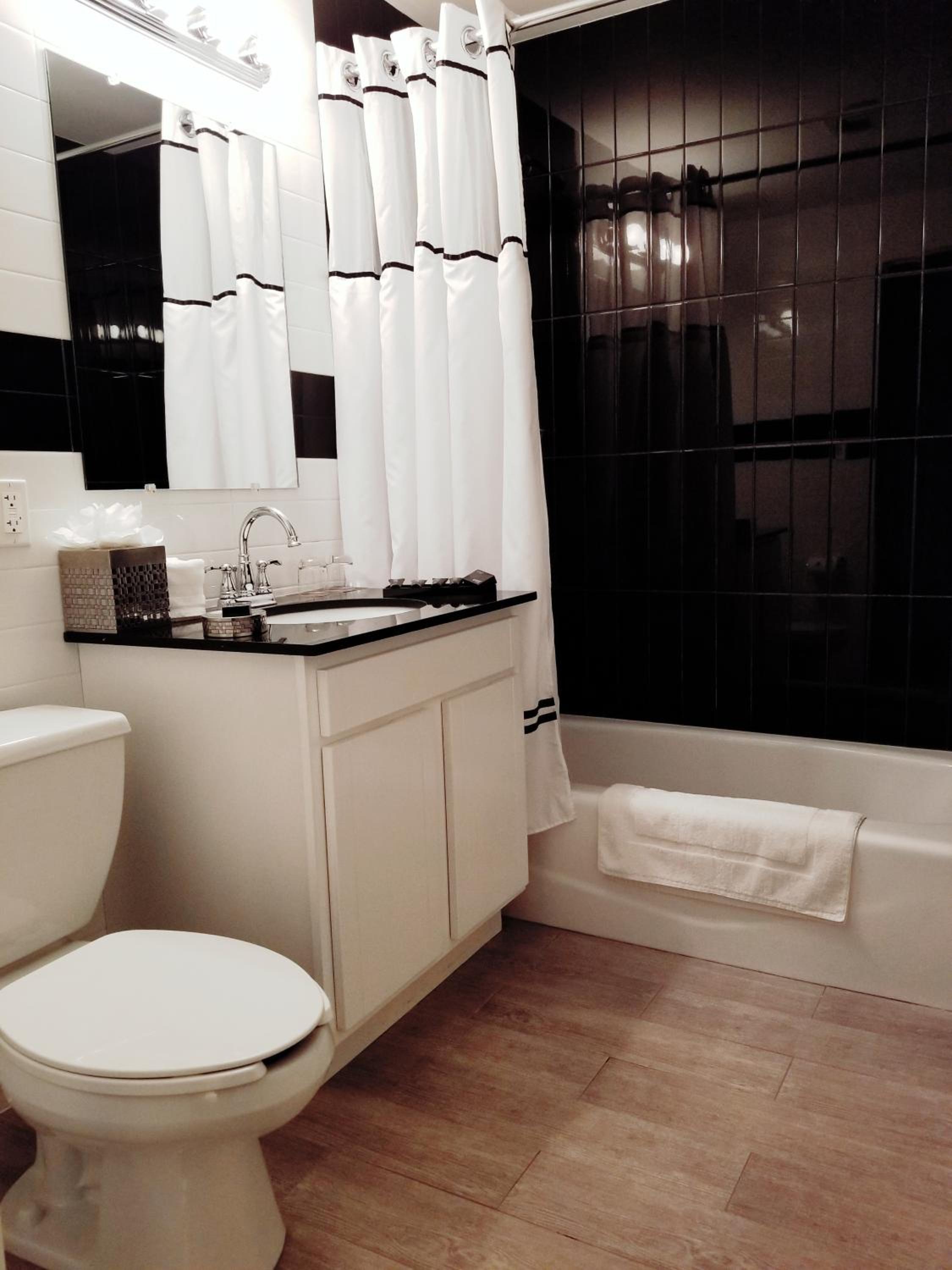 Deluxe Junior Suite