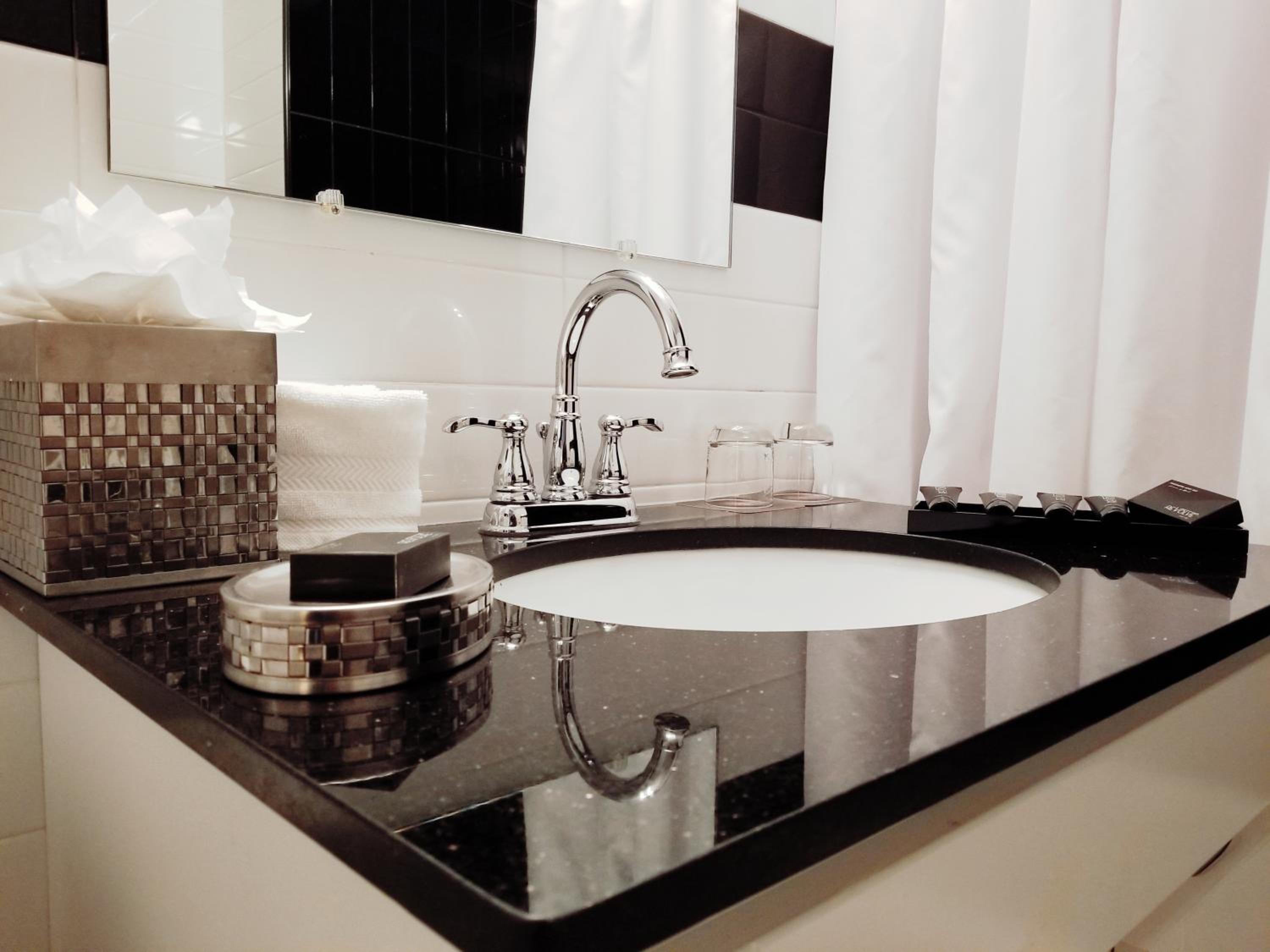 Deluxe Junior Suite