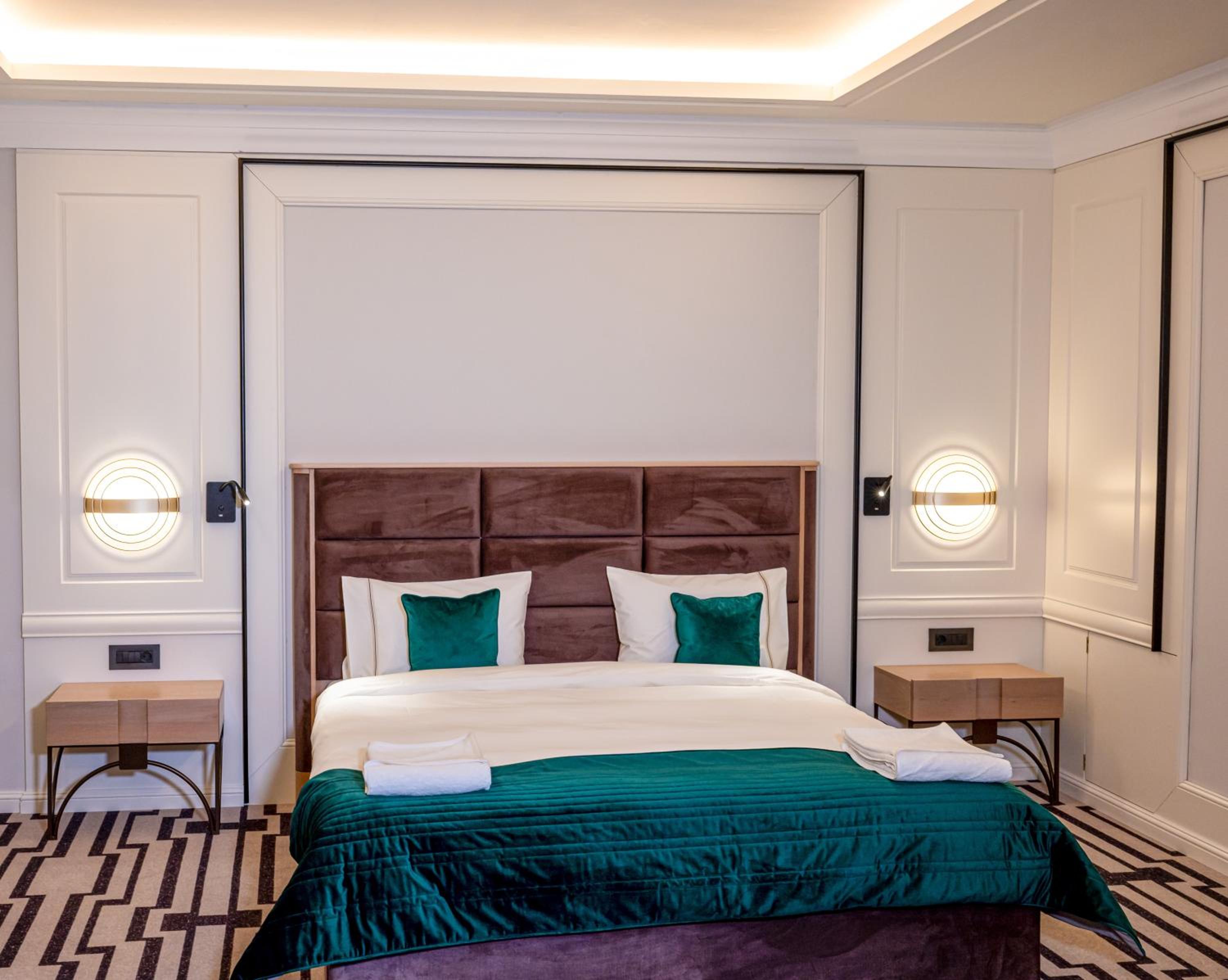 Queen Room - Photo 6