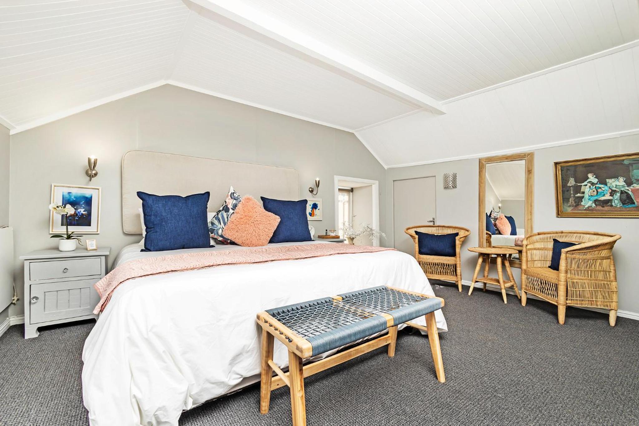 Standard Double Room - Photo 5