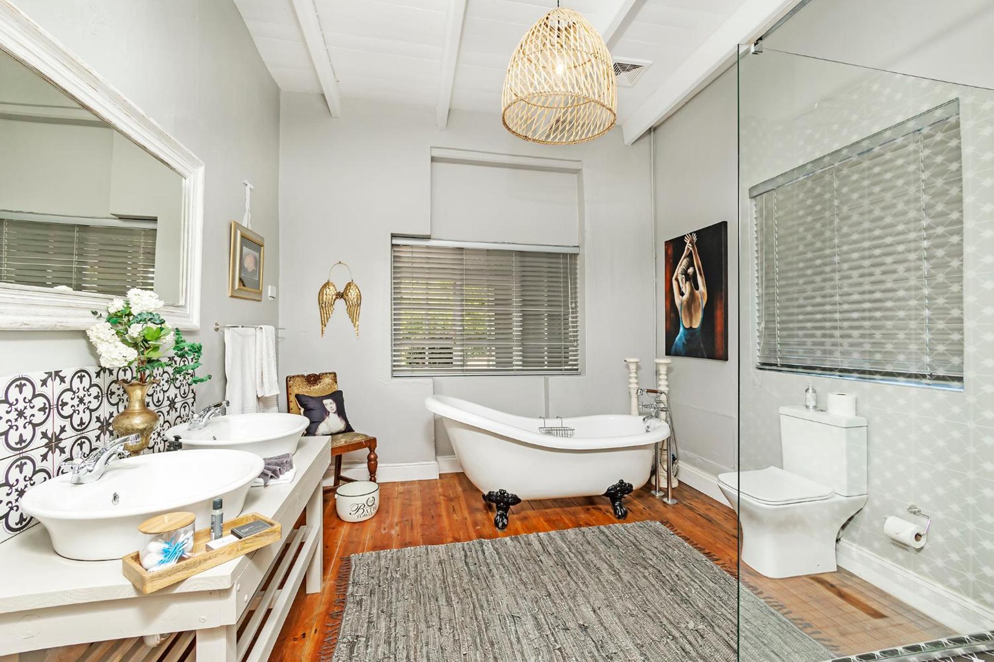 Double Room - Disability Access - Photo 6