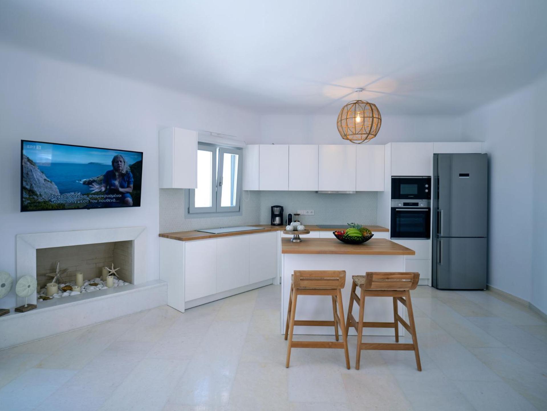 Three-Bedroom Villa photo 3