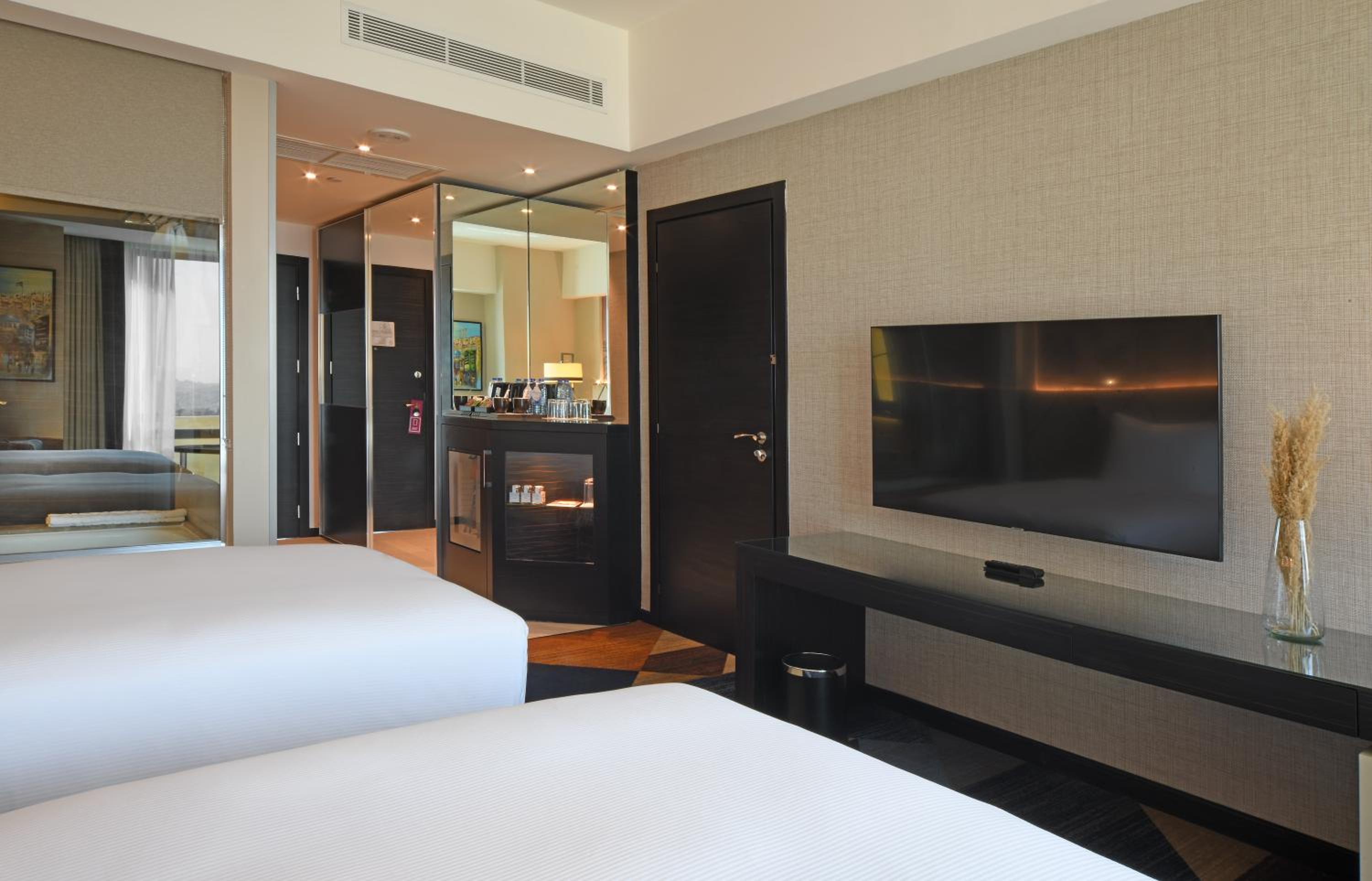 Twin Room - Photo 4