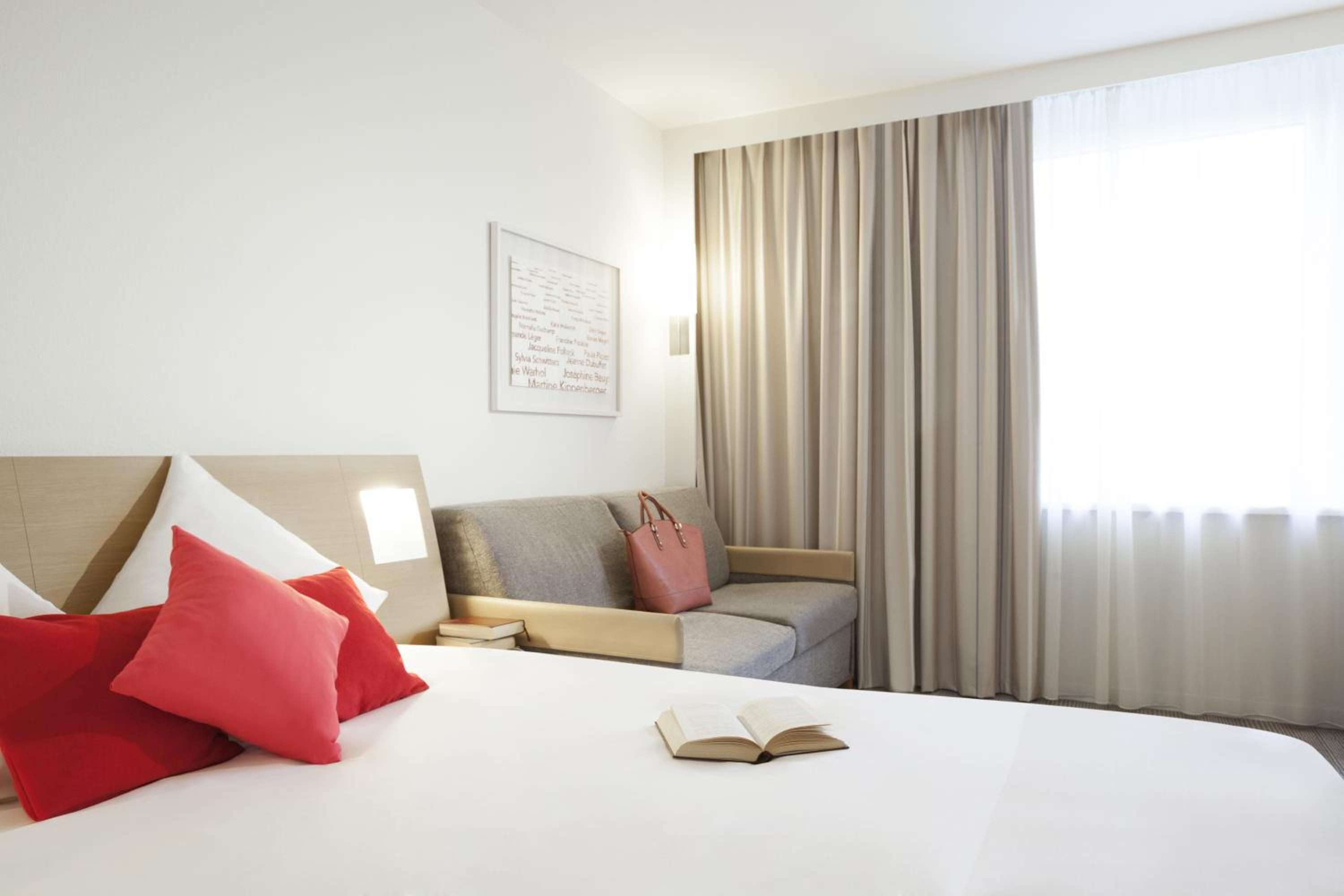 Classic Double Room with Sofa Bed - Photo 3